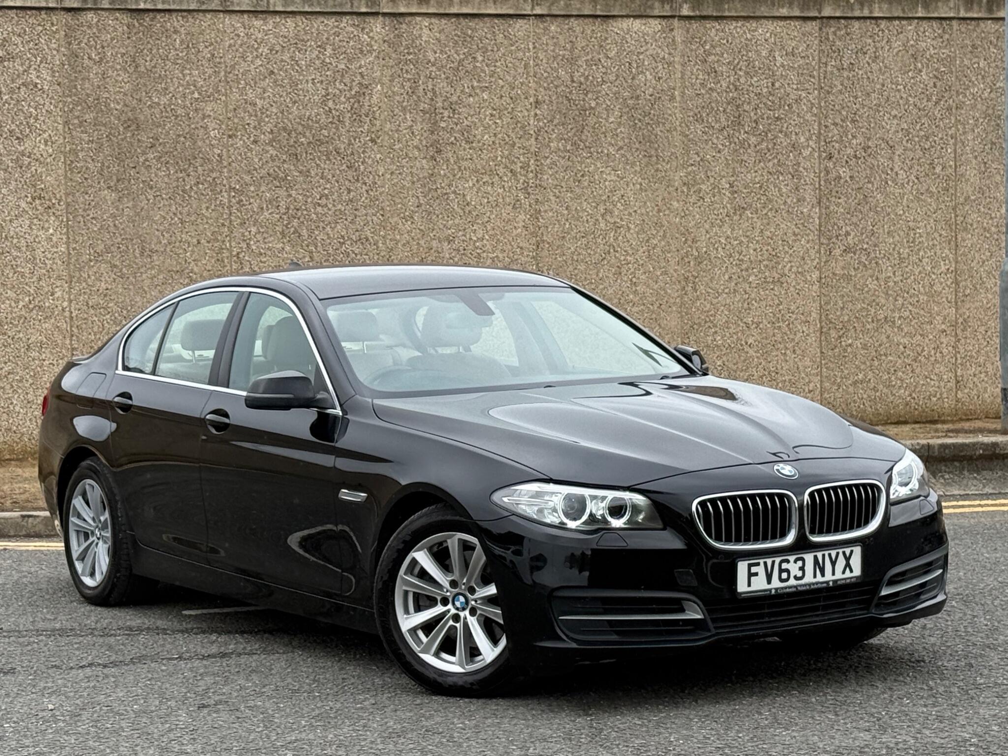BMW 5 Series view 8