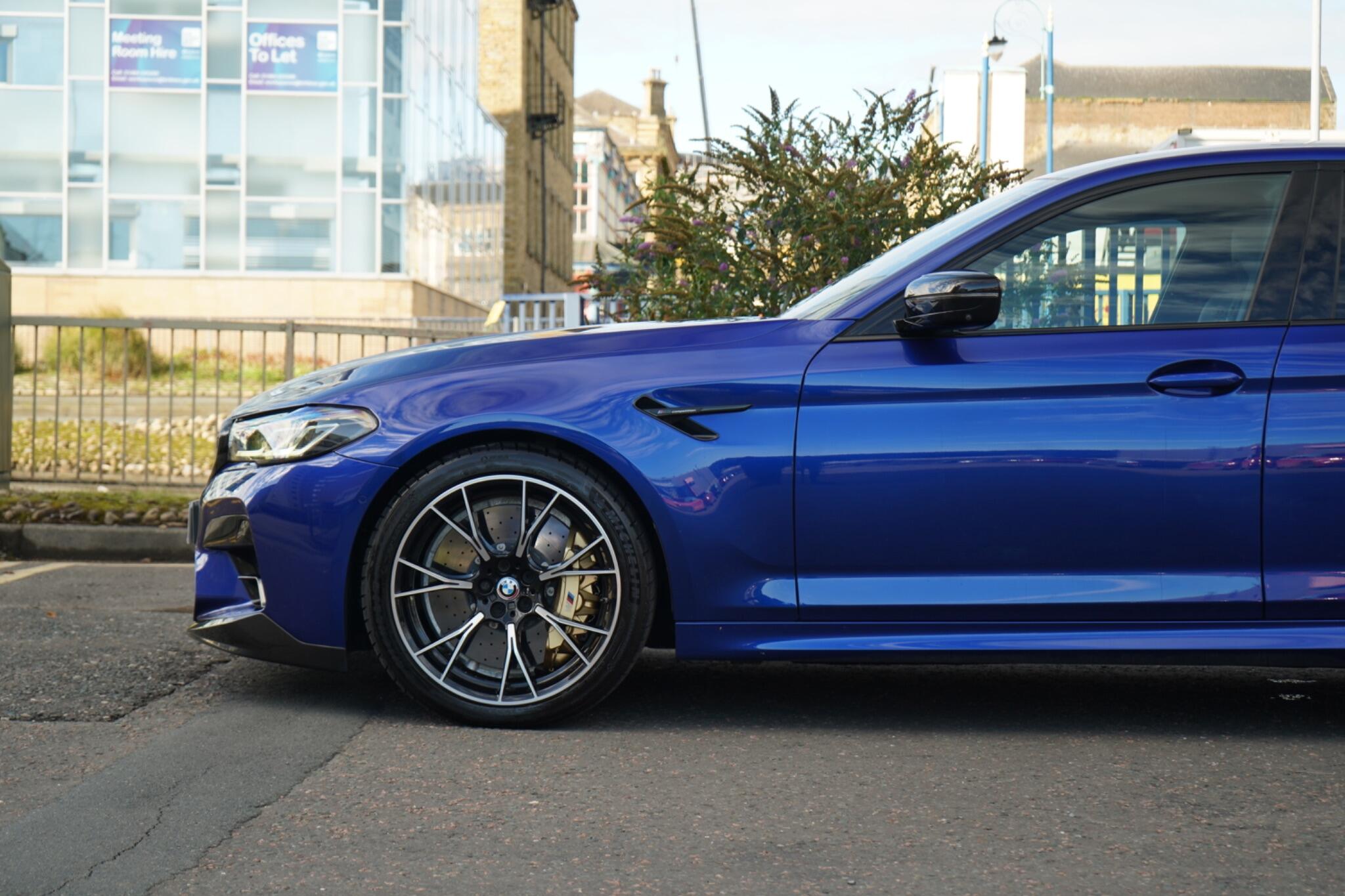 BMW M5 view 10