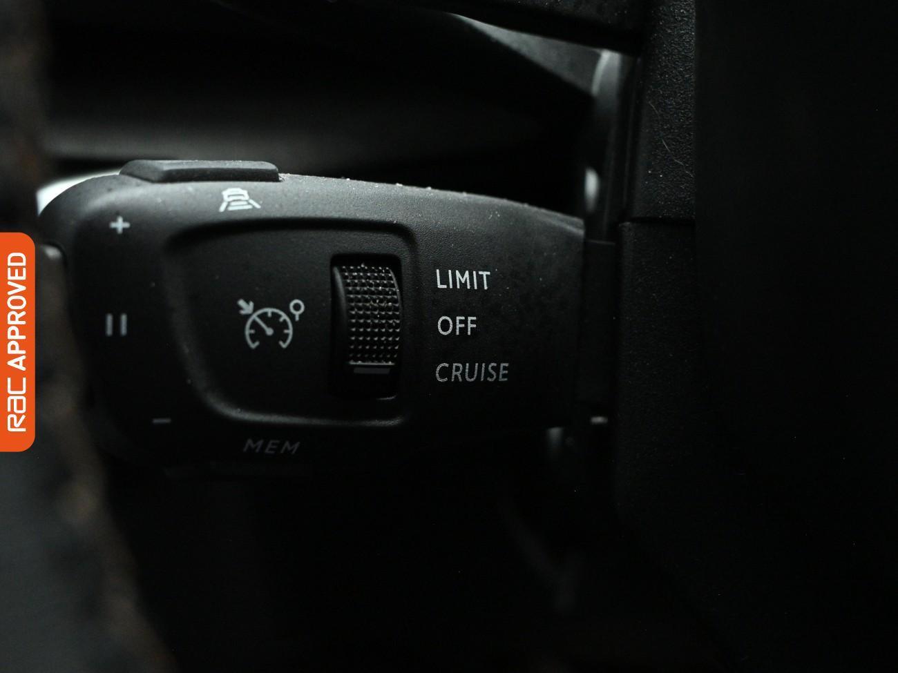 Peugeot 3008 view 15