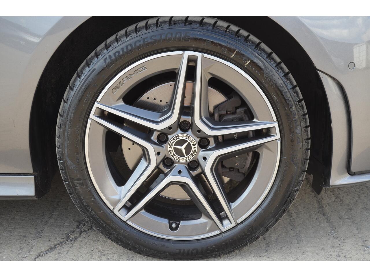 Mercedes-Benz Cla view 58