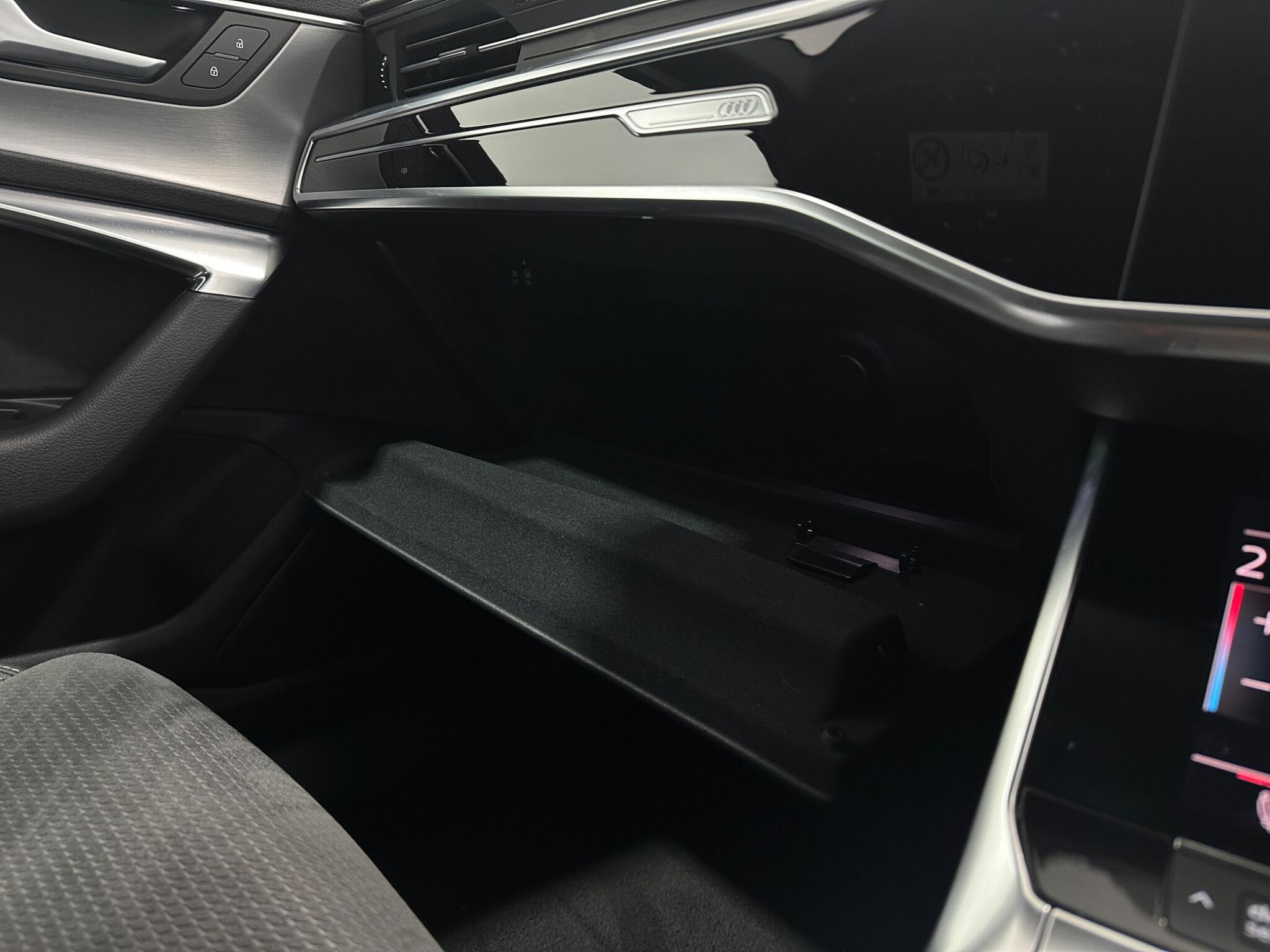 Audi A6 Avant view 28