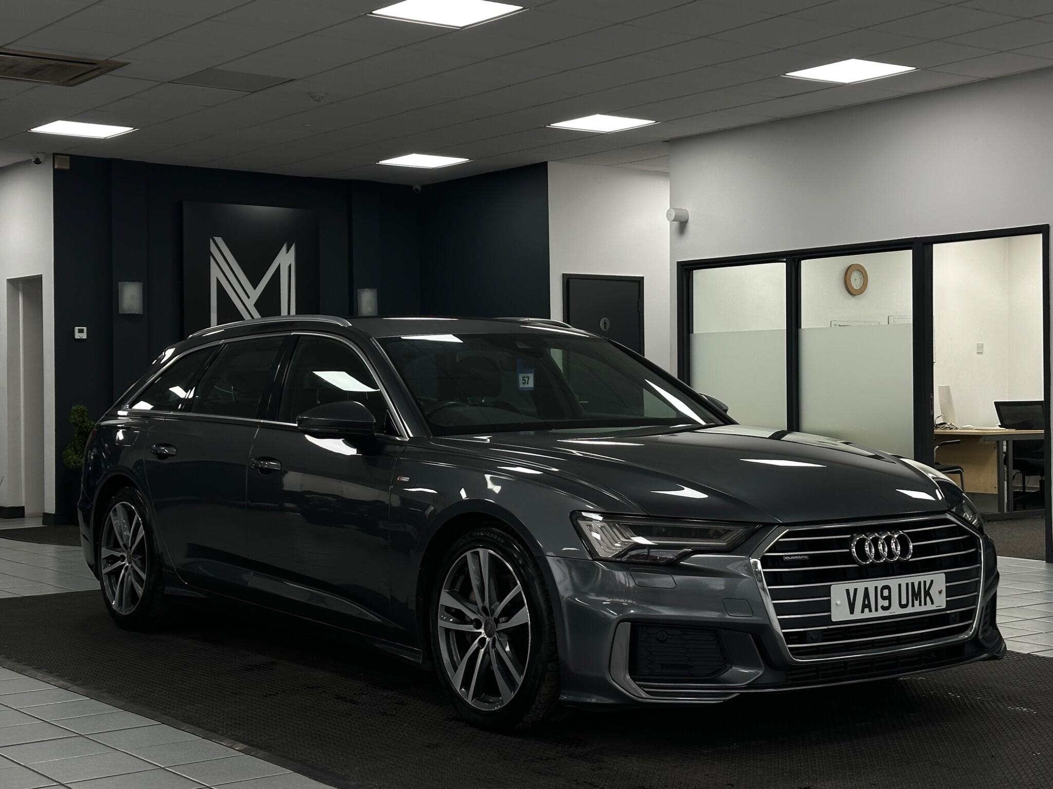 Audi A6 Avant view 3