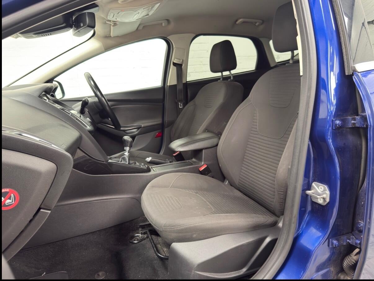 2016 Ford Focus 1.5 TDCi Titanium Euro 6 (s/s) 5dr • 118,500 miles image 15