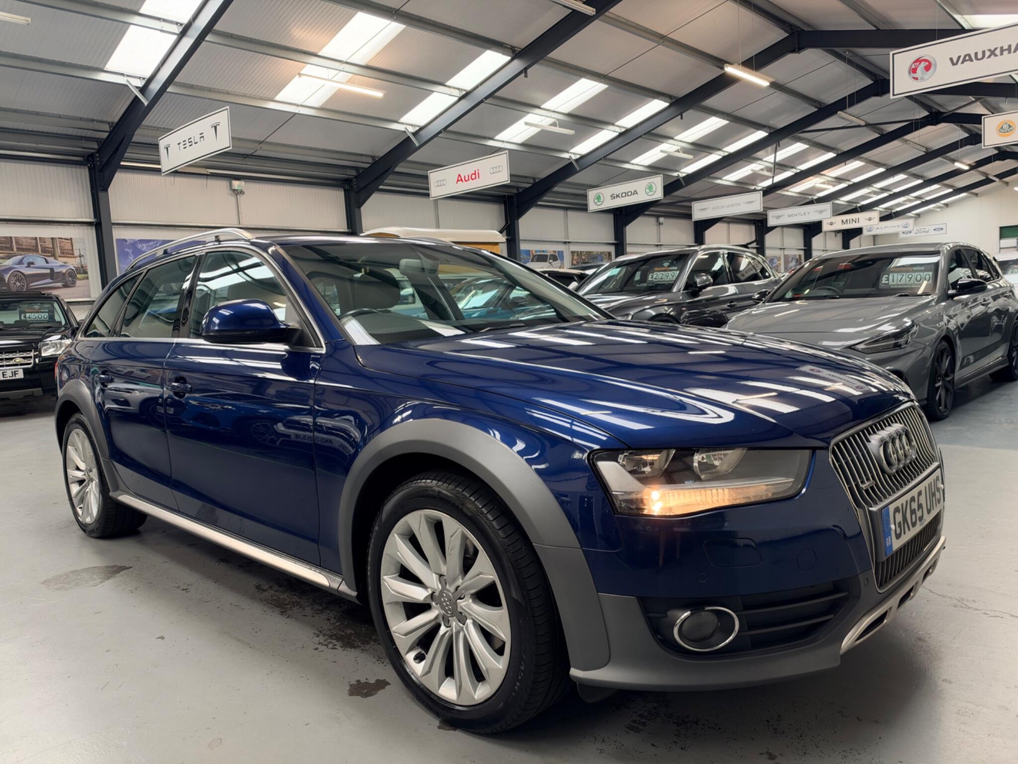 Audi A4 view 12