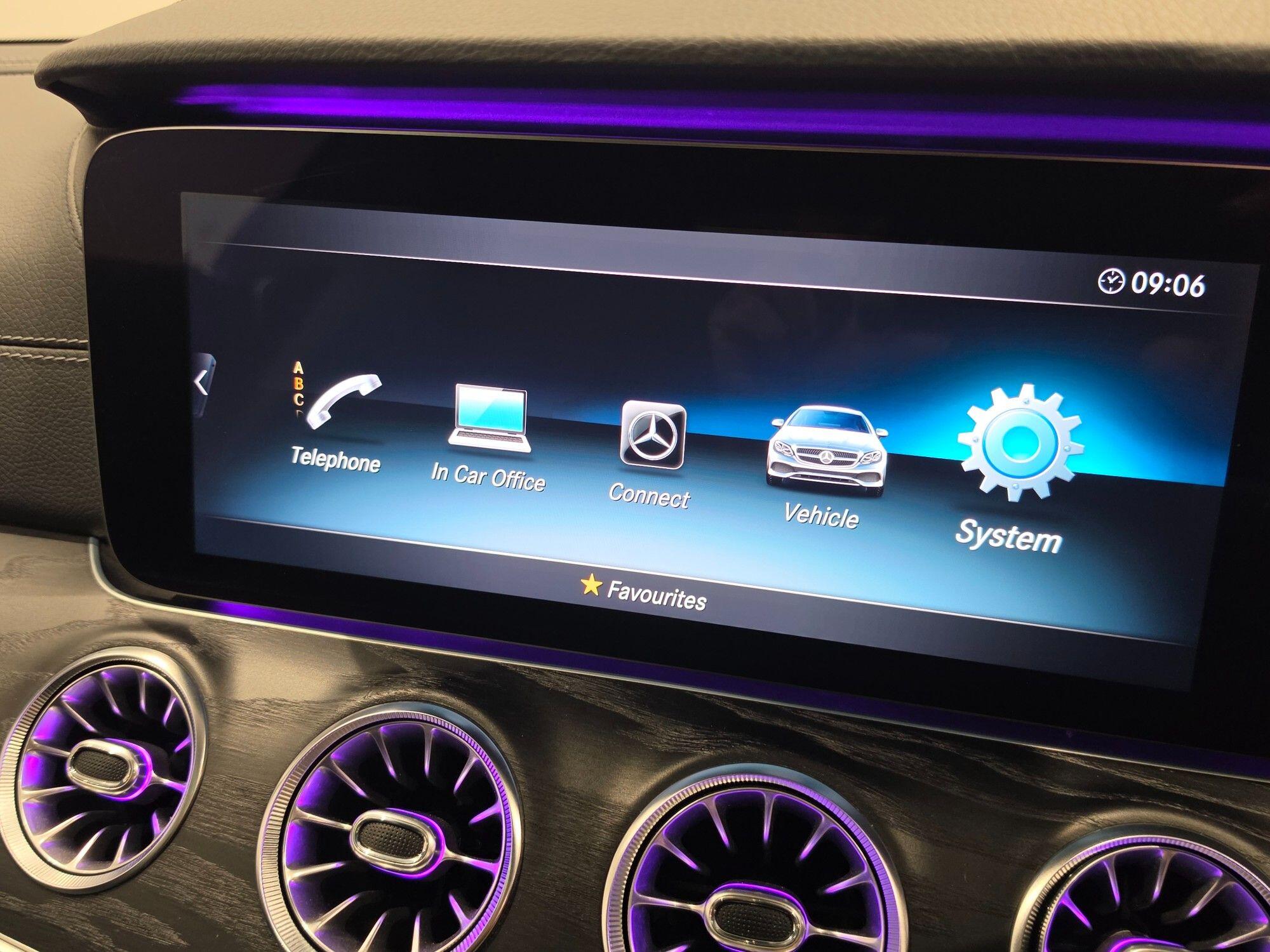 Mercedes-Benz E-Class view 39