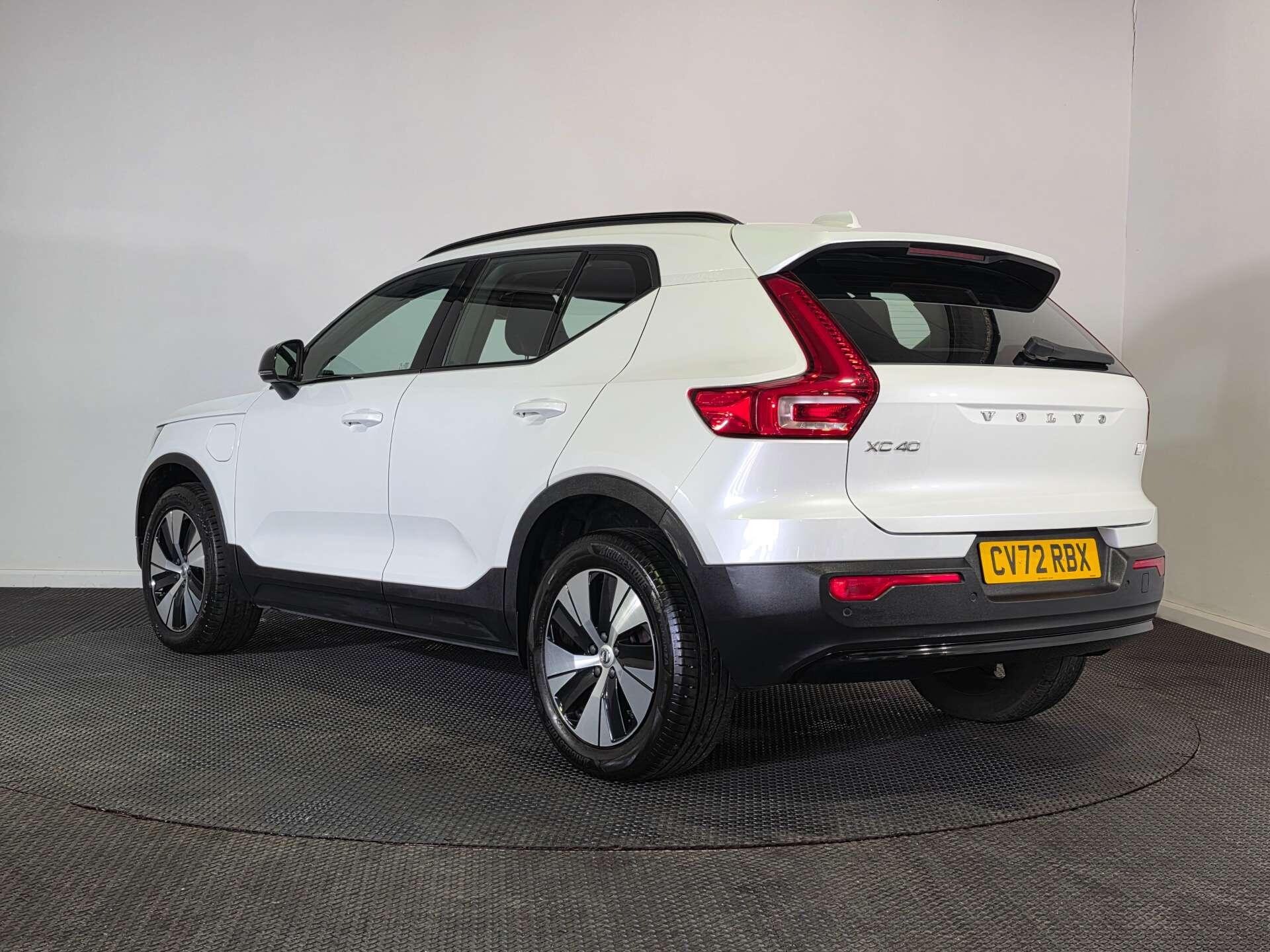 Volvo XC40 view 5