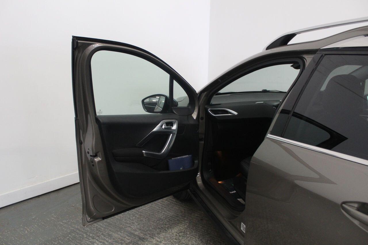 Peugeot 2008 view 28