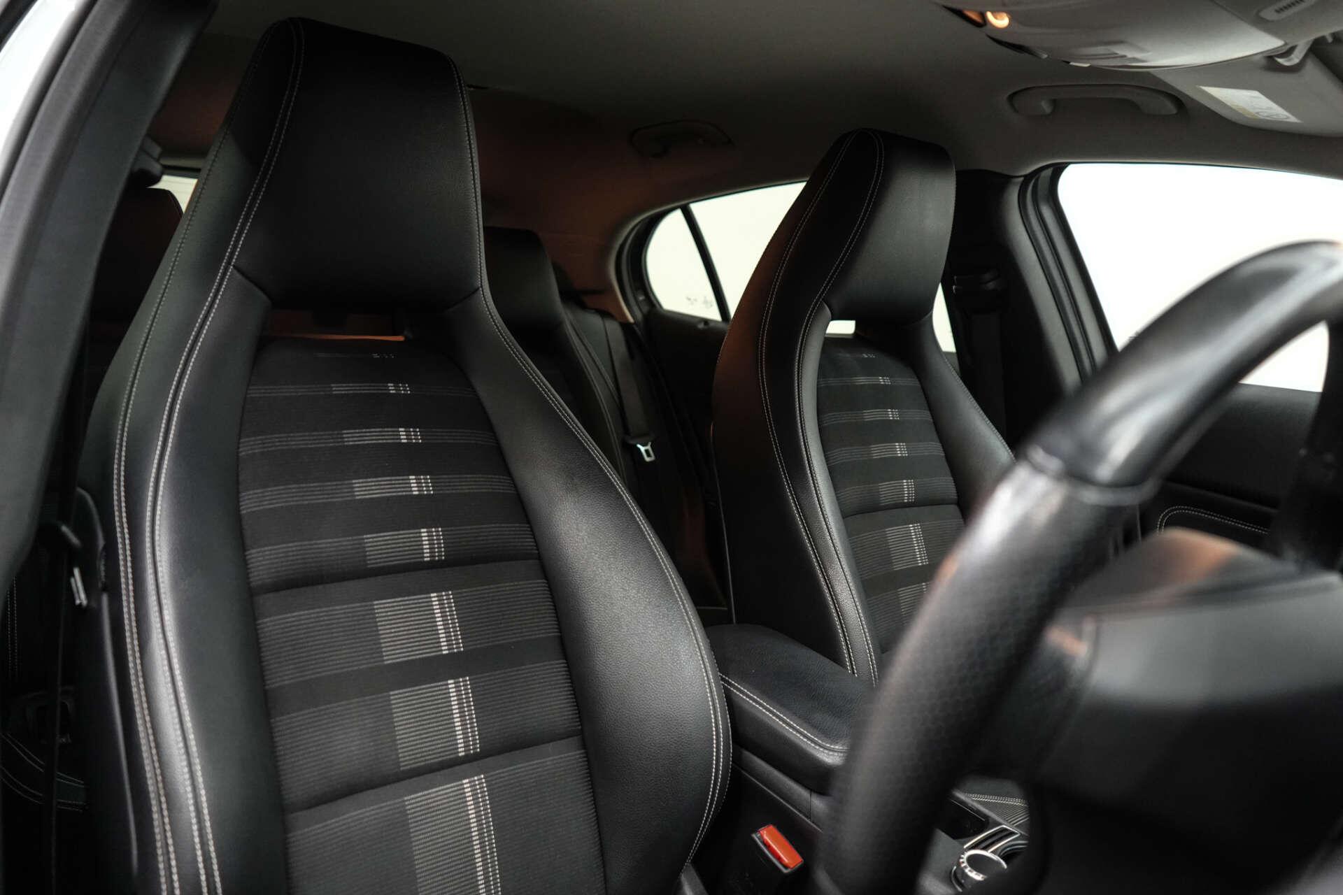 Mercedes-Benz Gla view 12