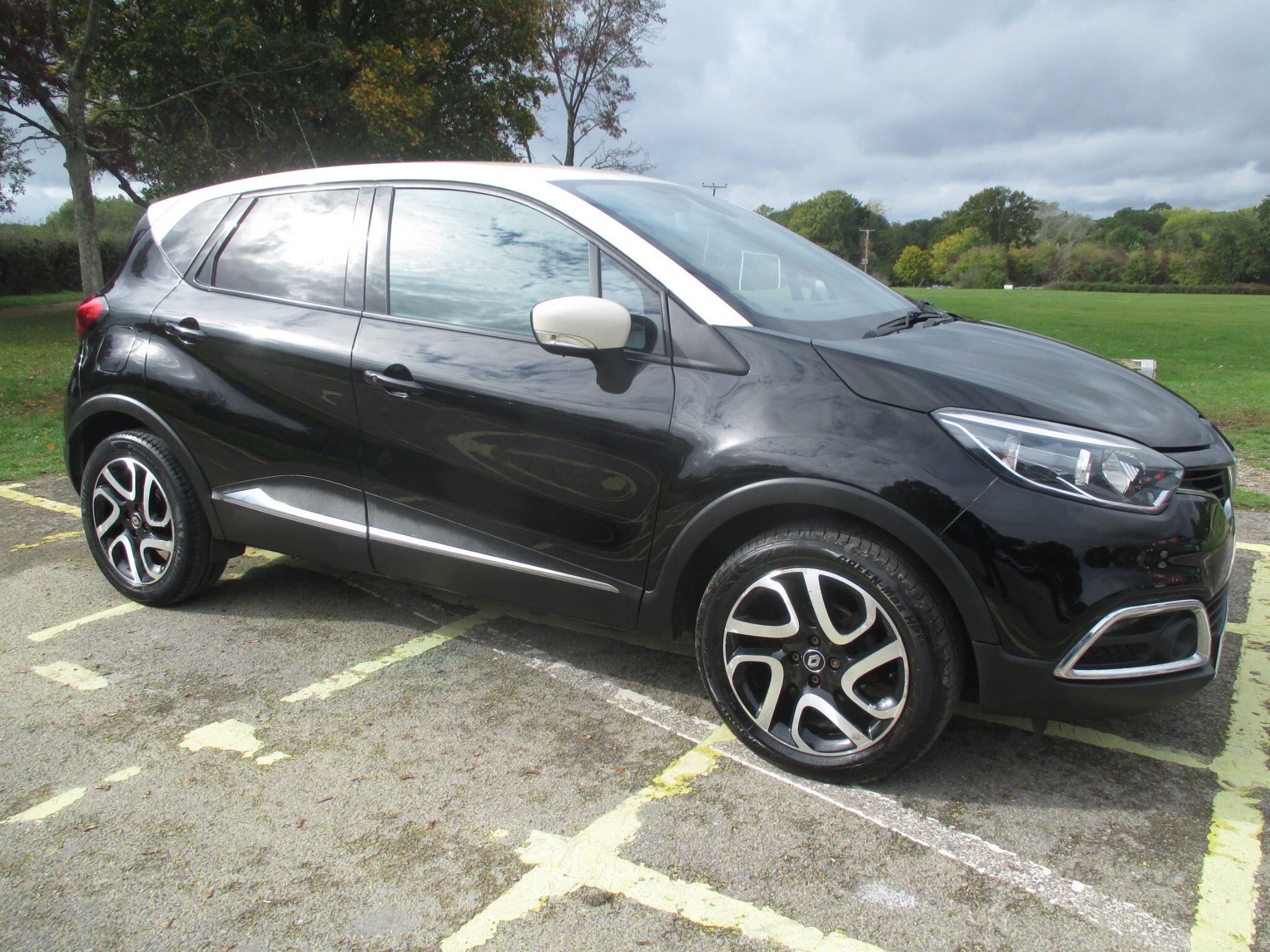 Renault Captur view 3