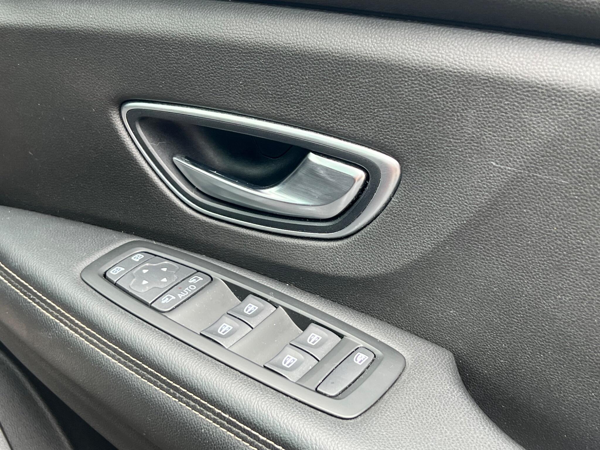 Renault Grand Scenic view 12