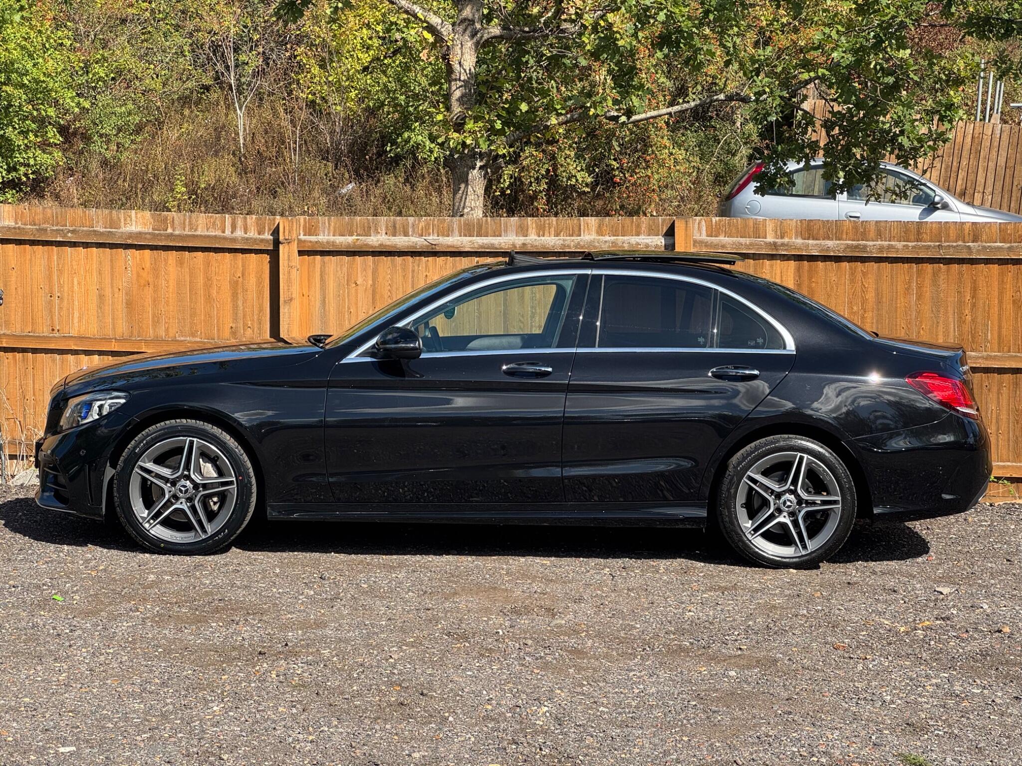 Mercedes-Benz C-Class view 10