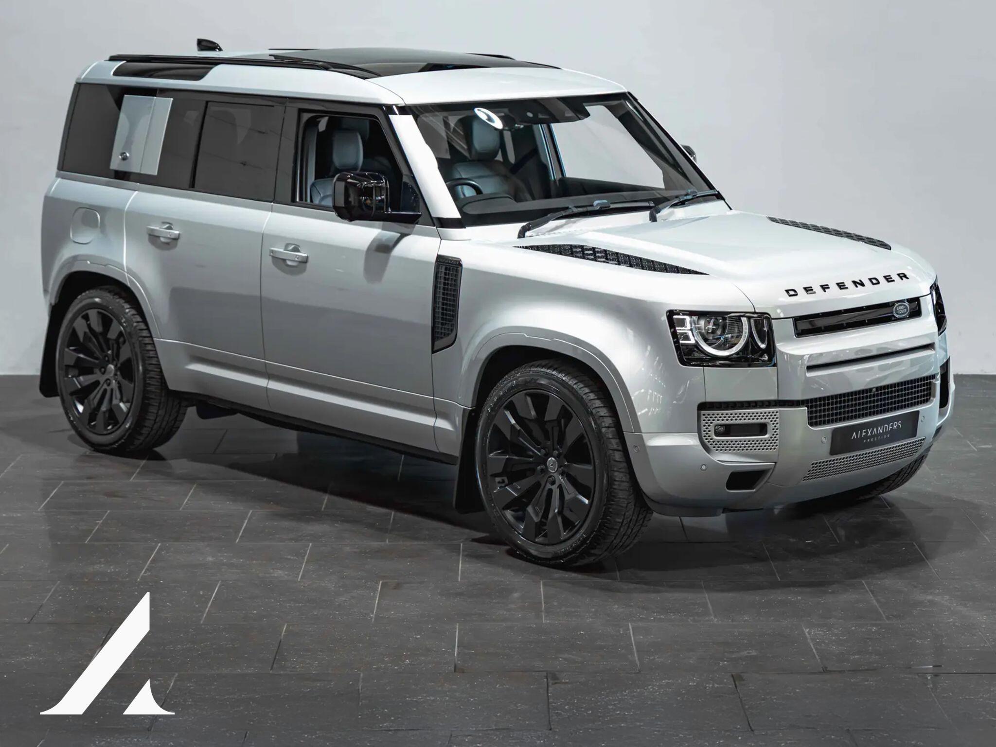 Land Rover Defender 110 main image