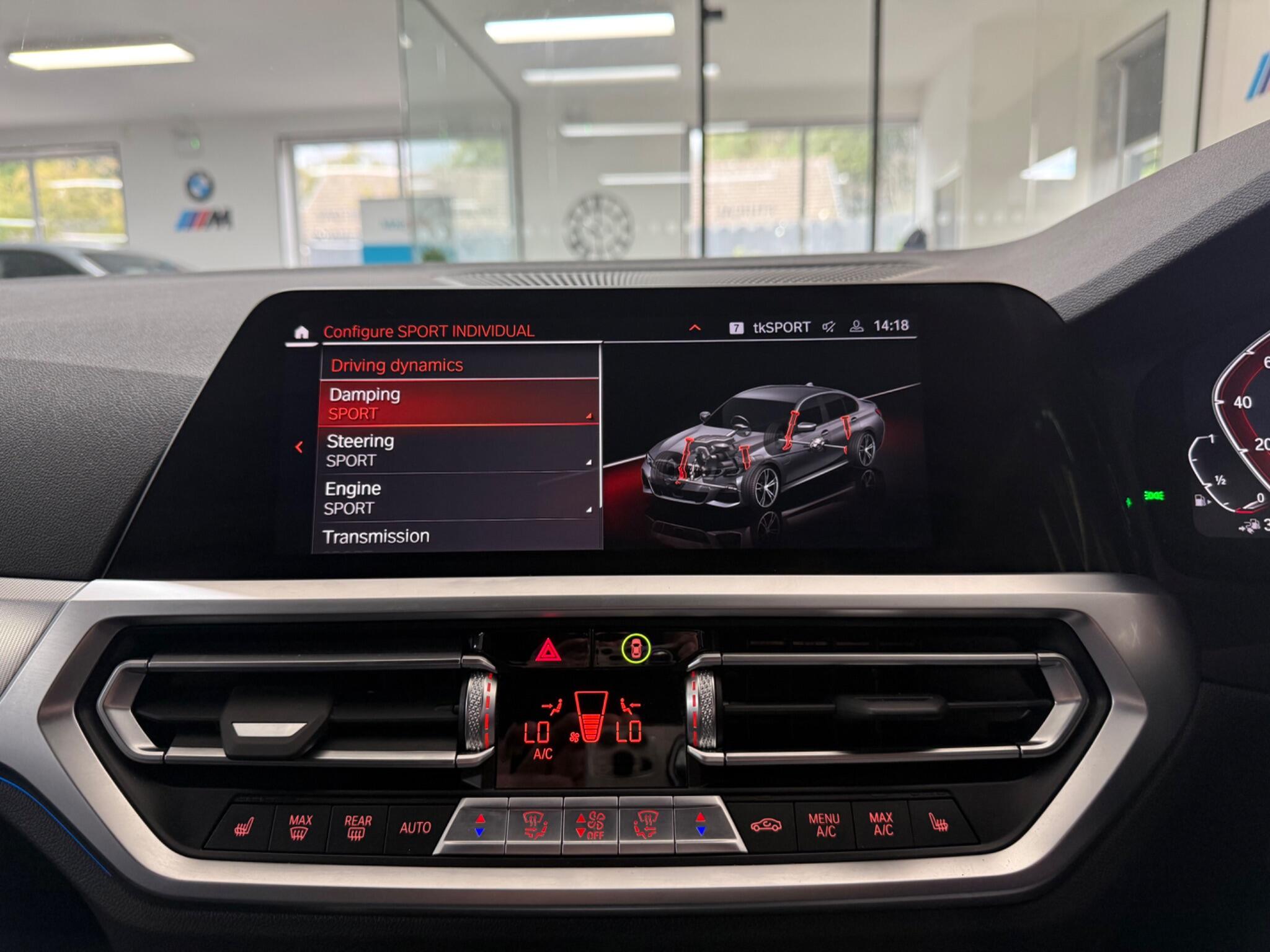 BMW 3 Series view 11