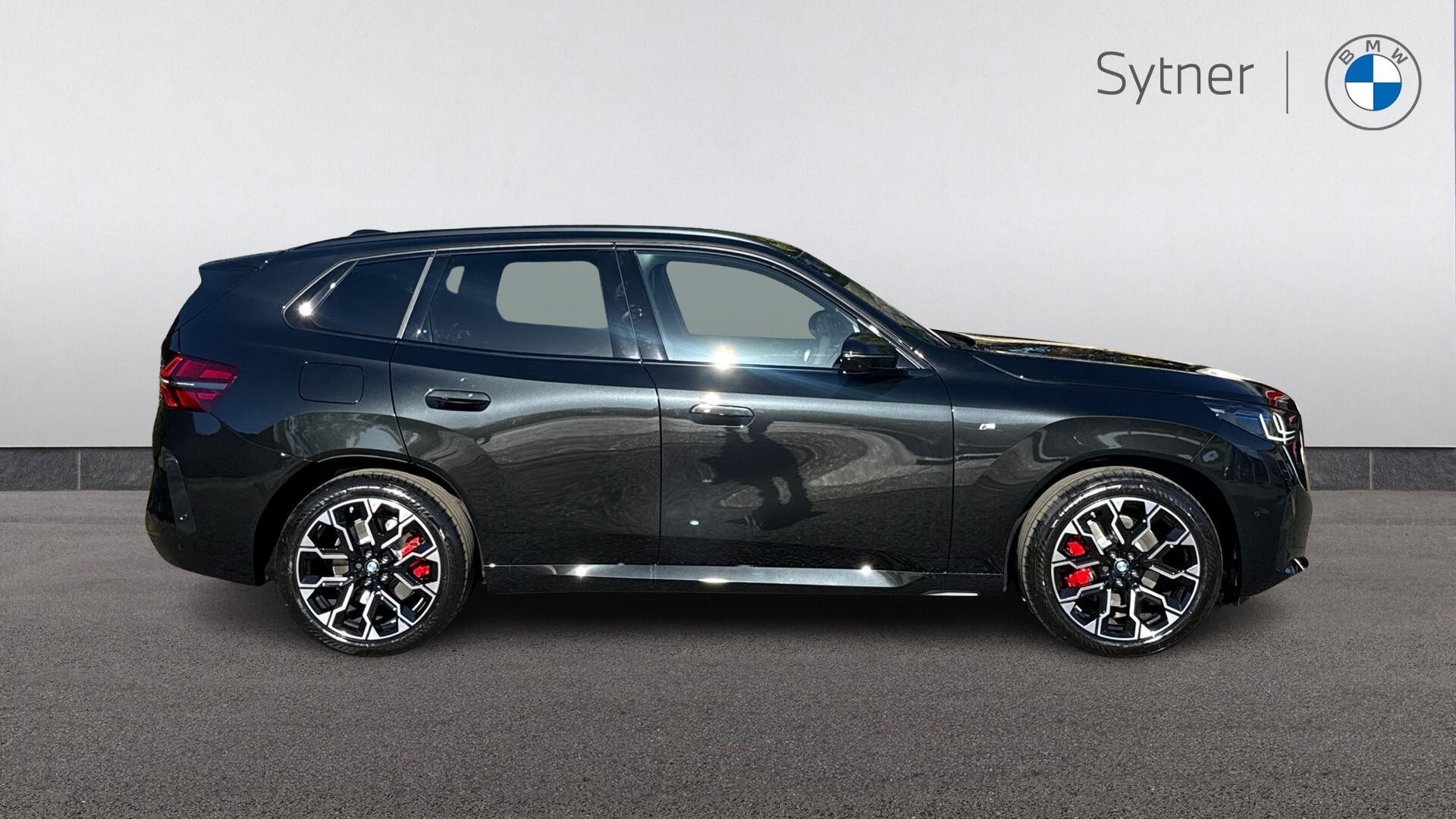 BMW X3 view 3