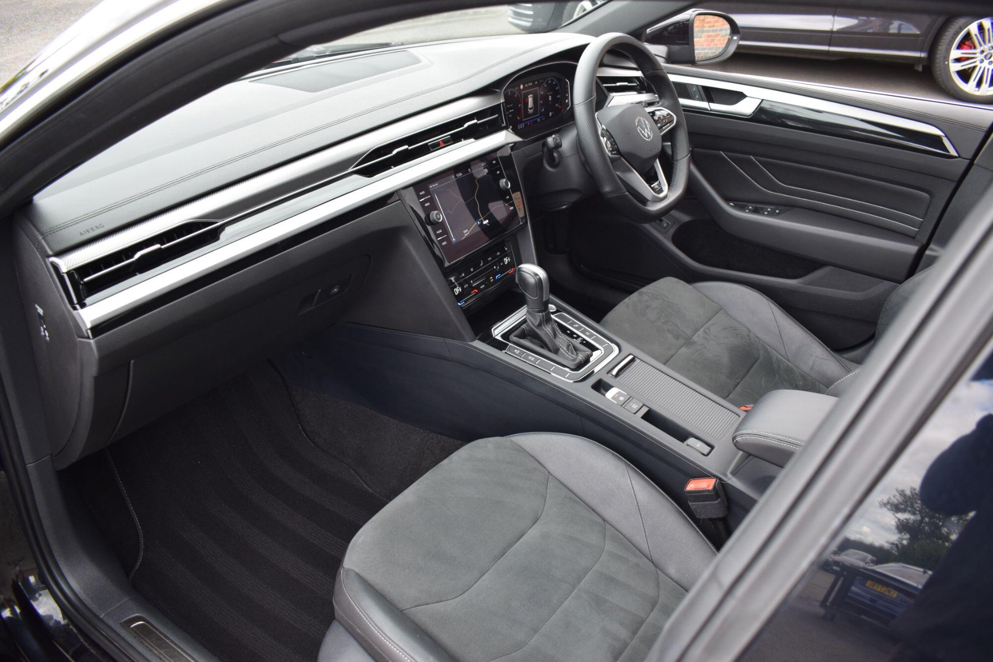 Volkswagen Arteon view 33