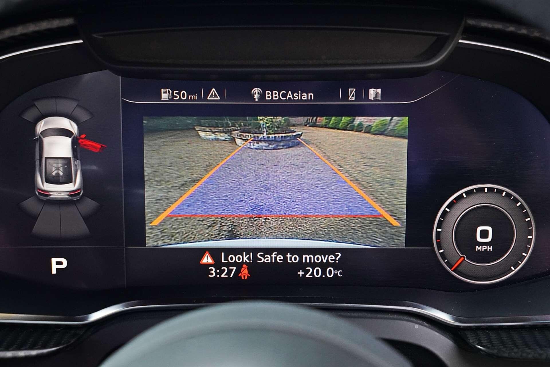 Audi R8 view 29