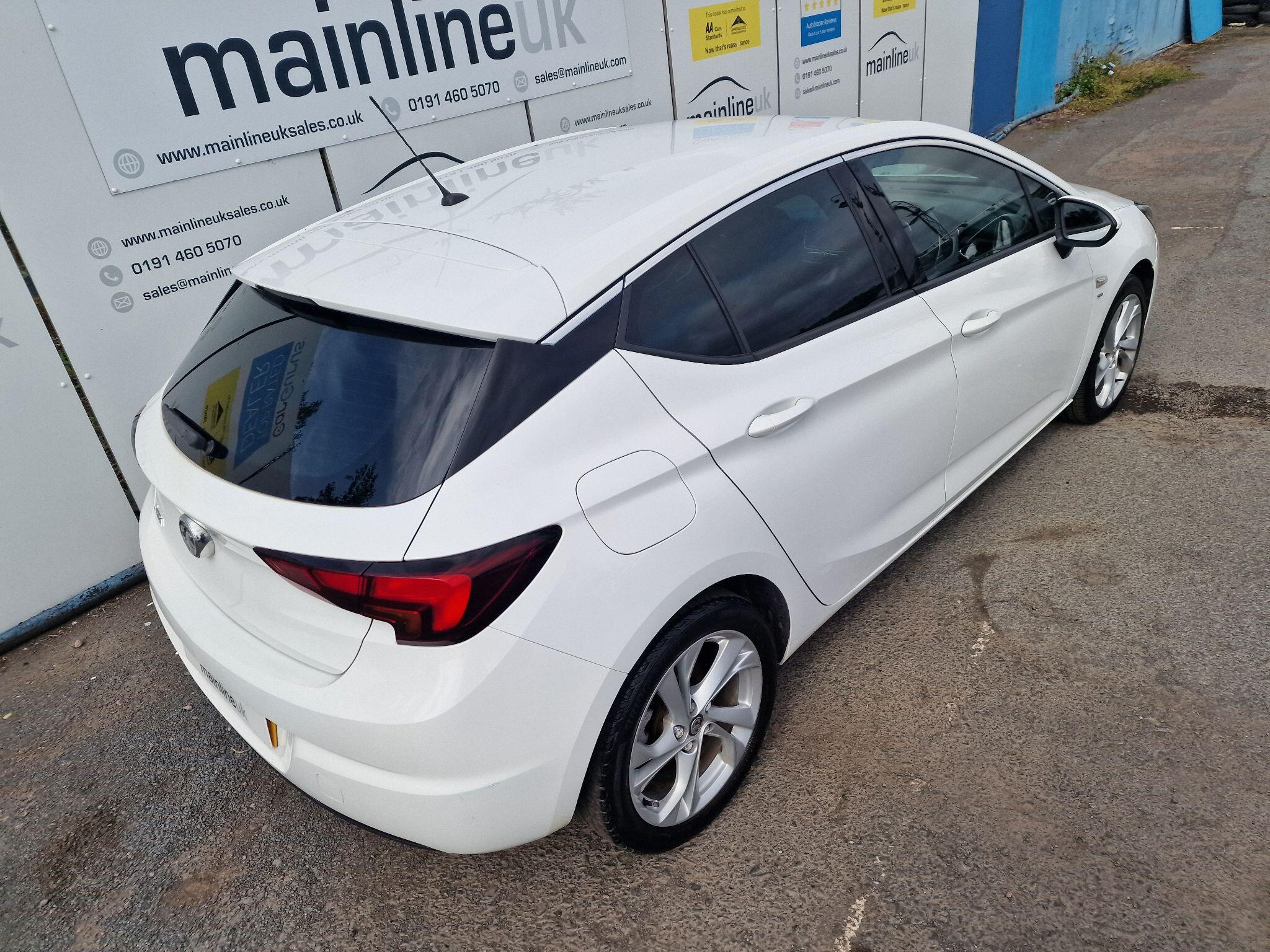Vauxhall Astra view 23