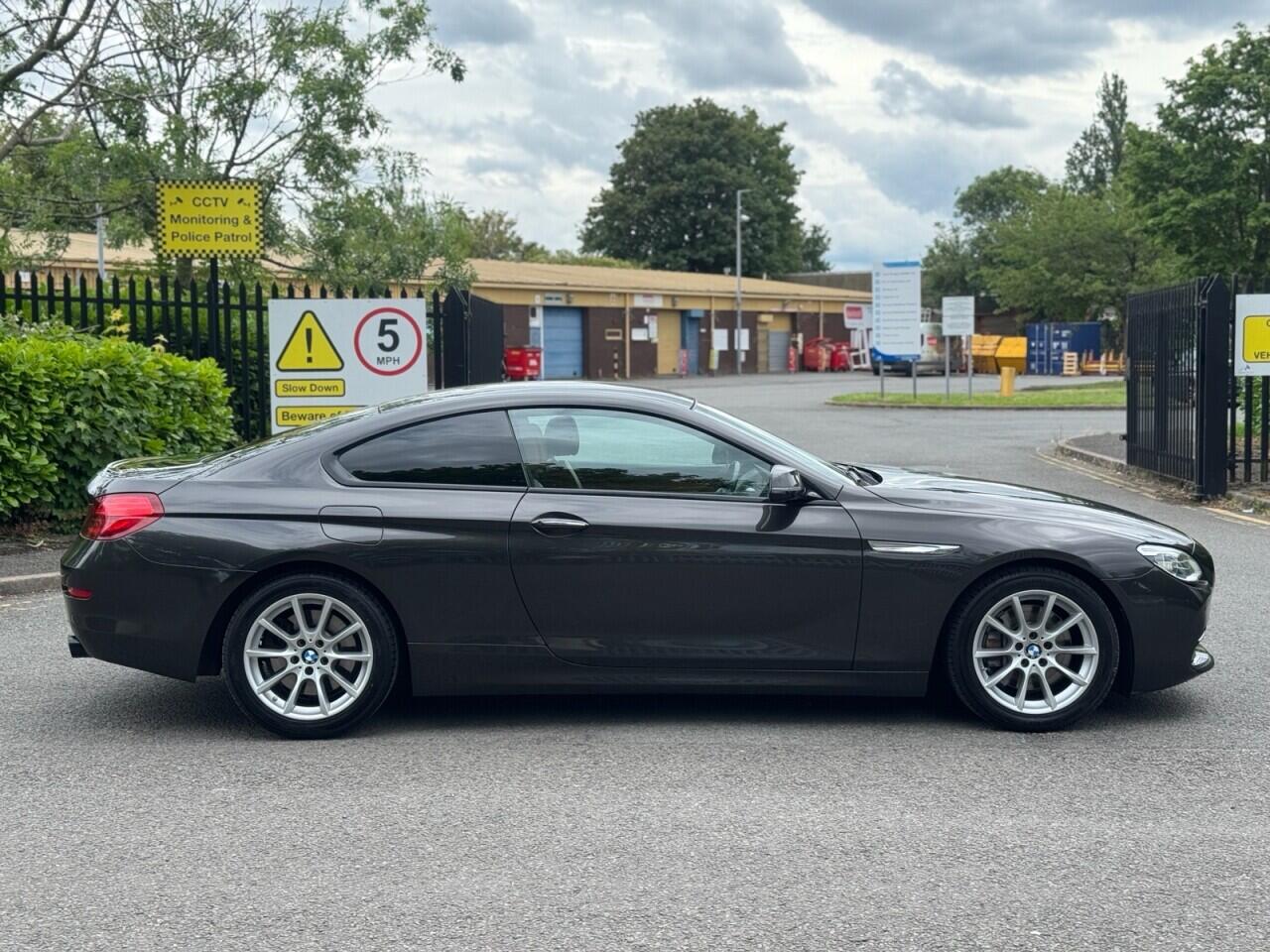 BMW 6 Series view 3