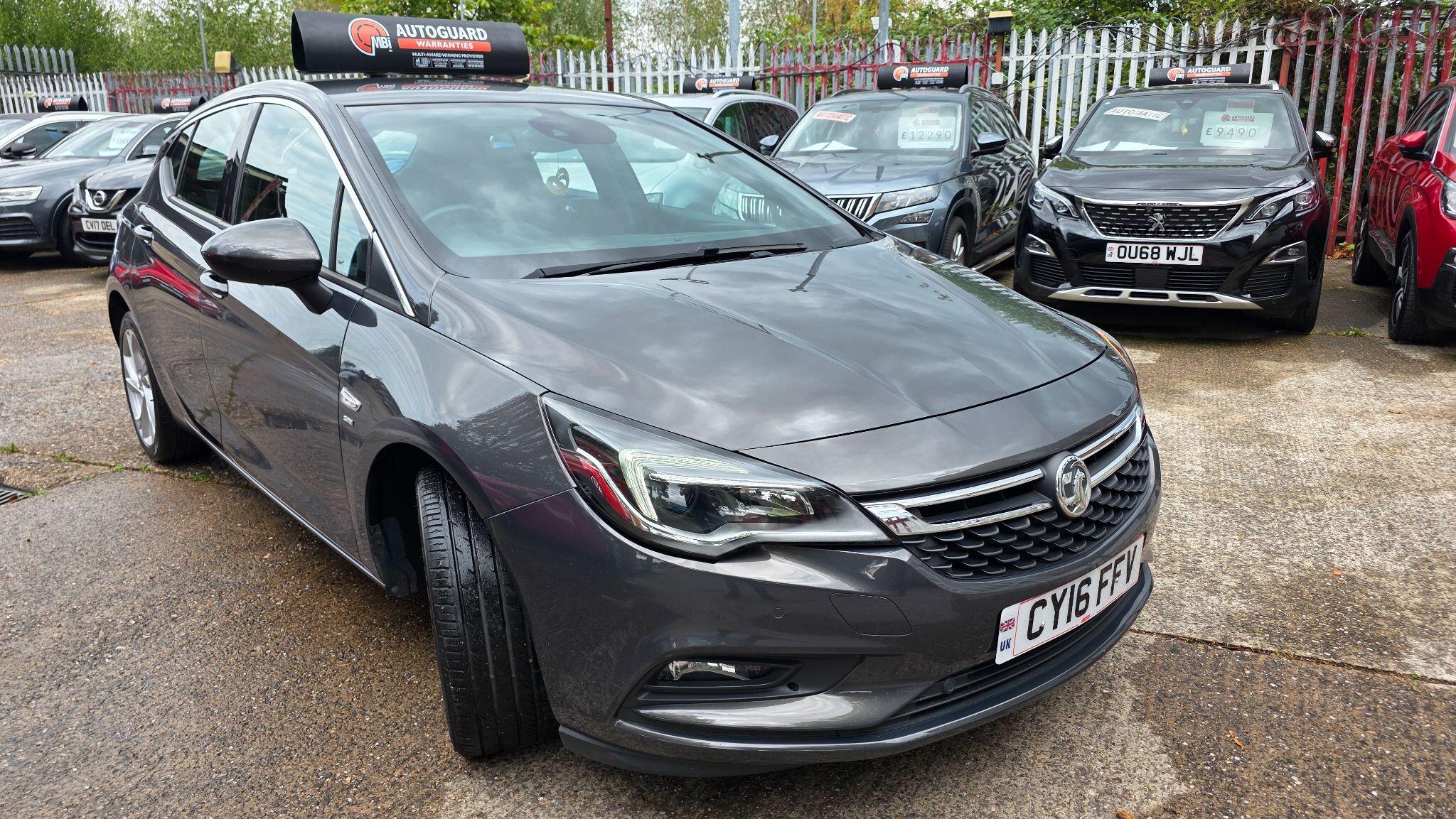 Vauxhall Astra view 9