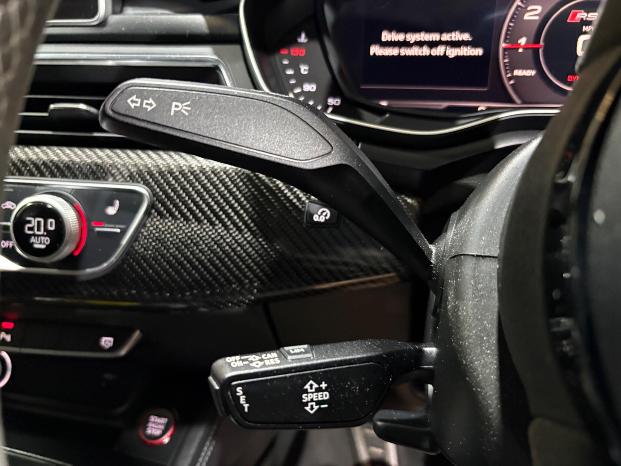 Audi RS4 Avant view 25