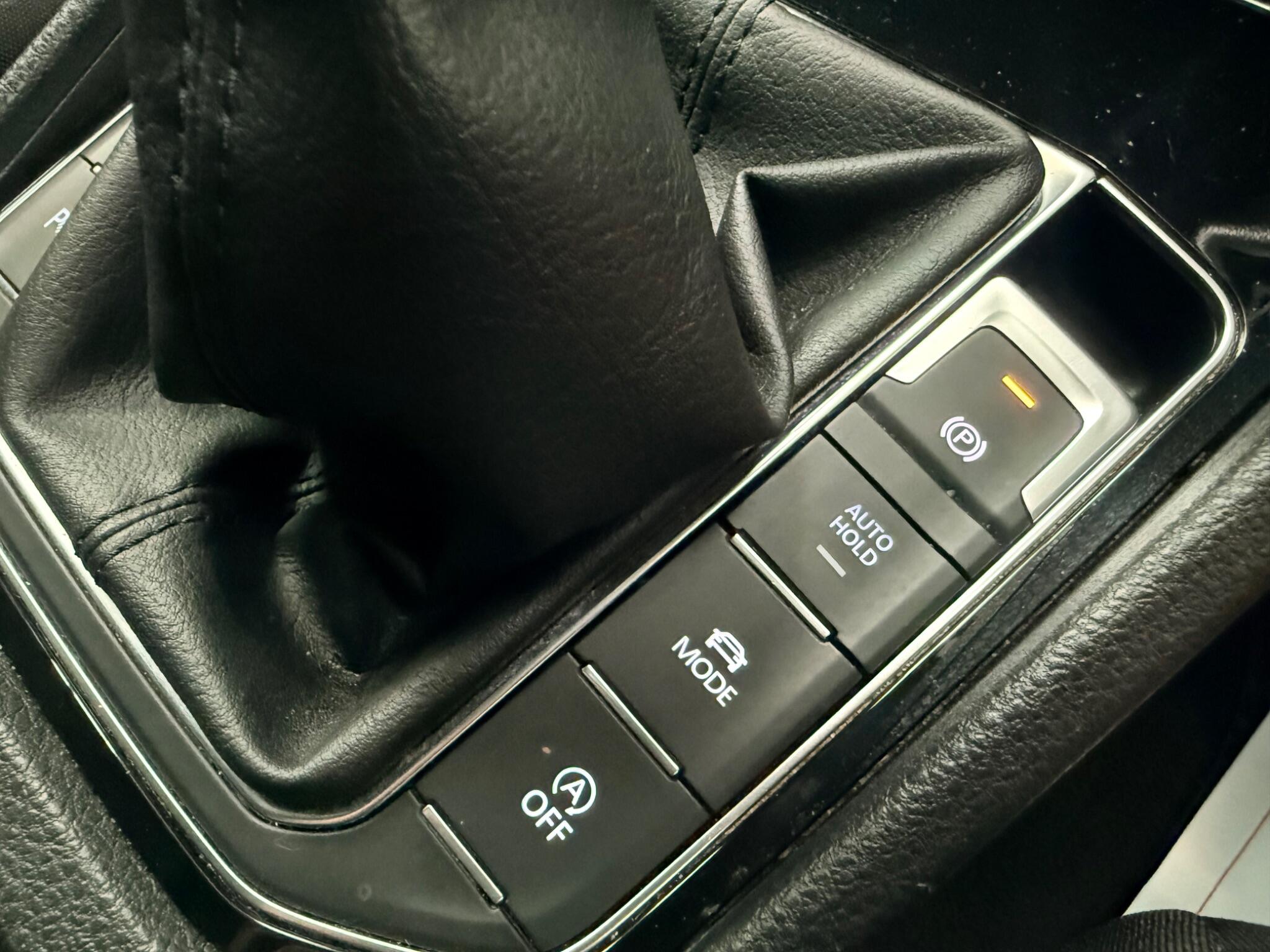 Volkswagen Golf Sportsvan view 31