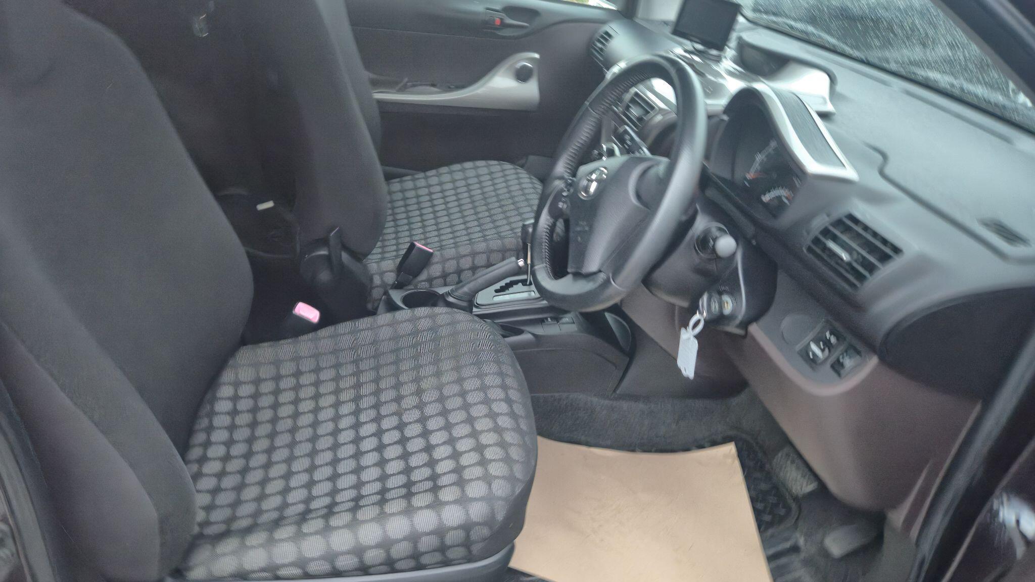 Toyota Iq view 11