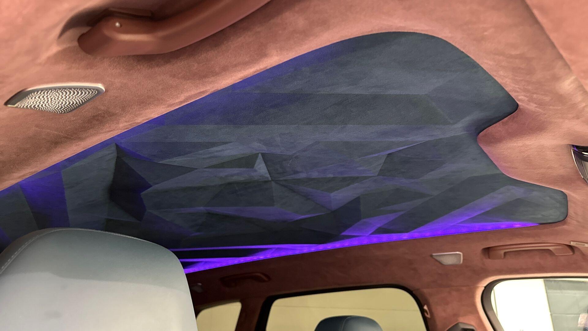 BMW XM view 22