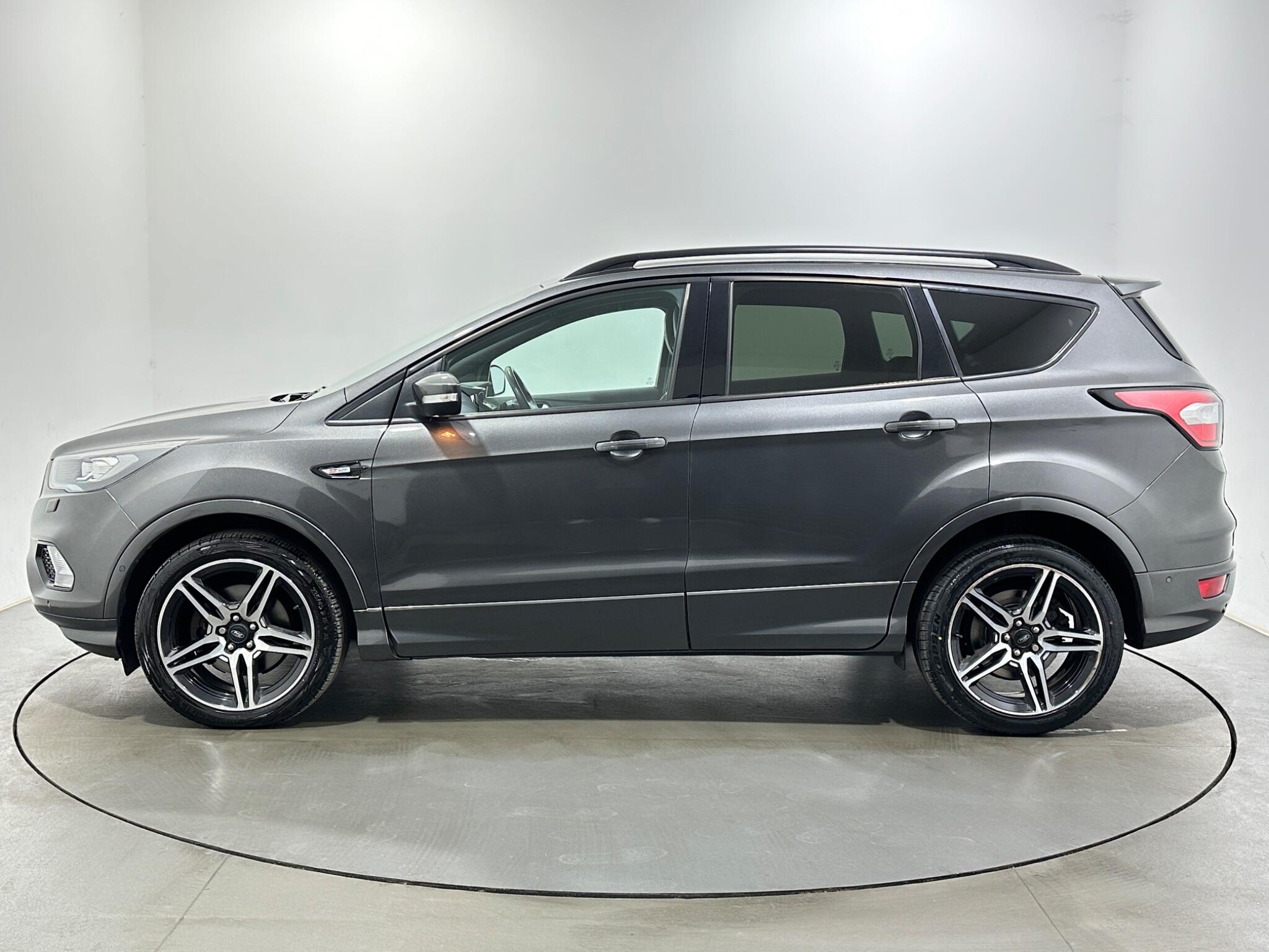 Ford Kuga view 5