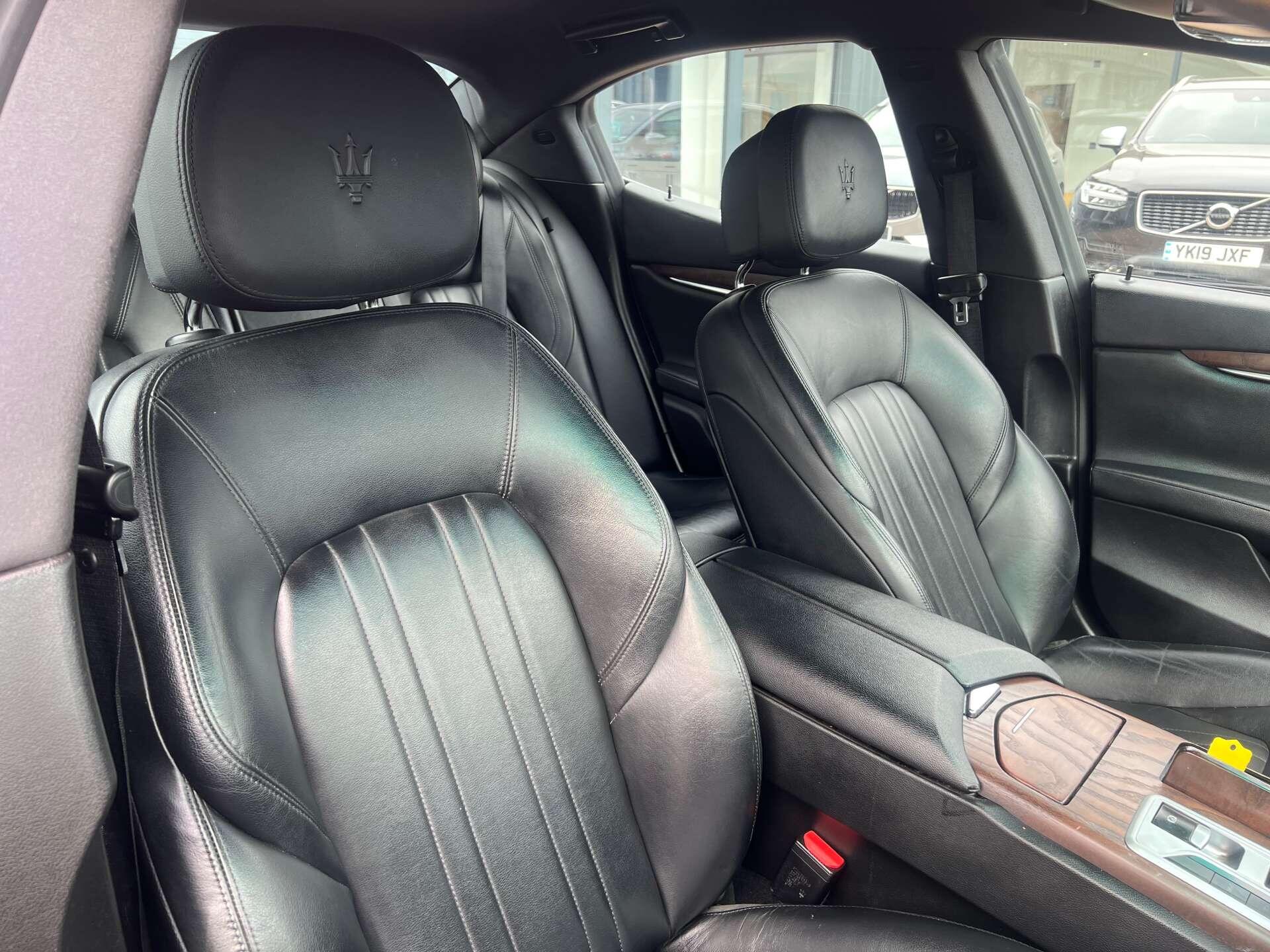 Maserati Ghibli view 18