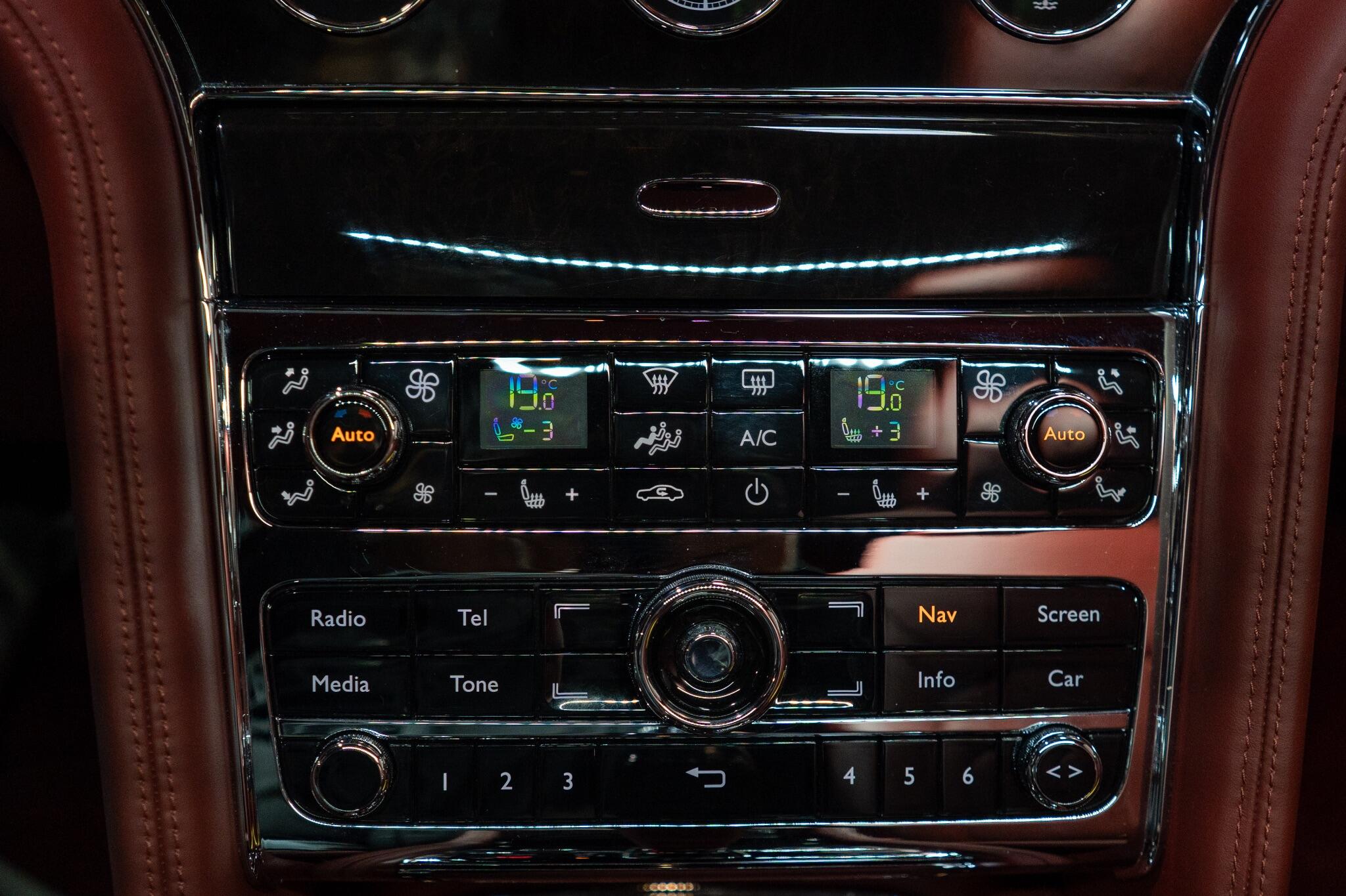 Bentley Mulsanne view 22