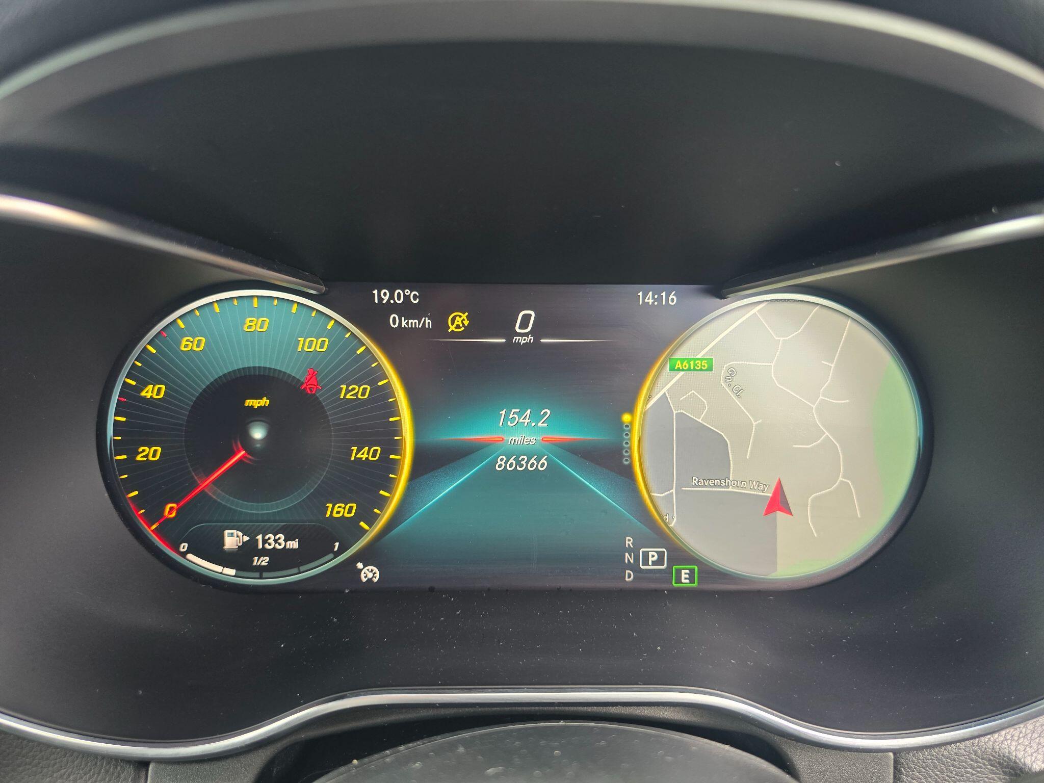 Mercedes-Benz GLC view 21