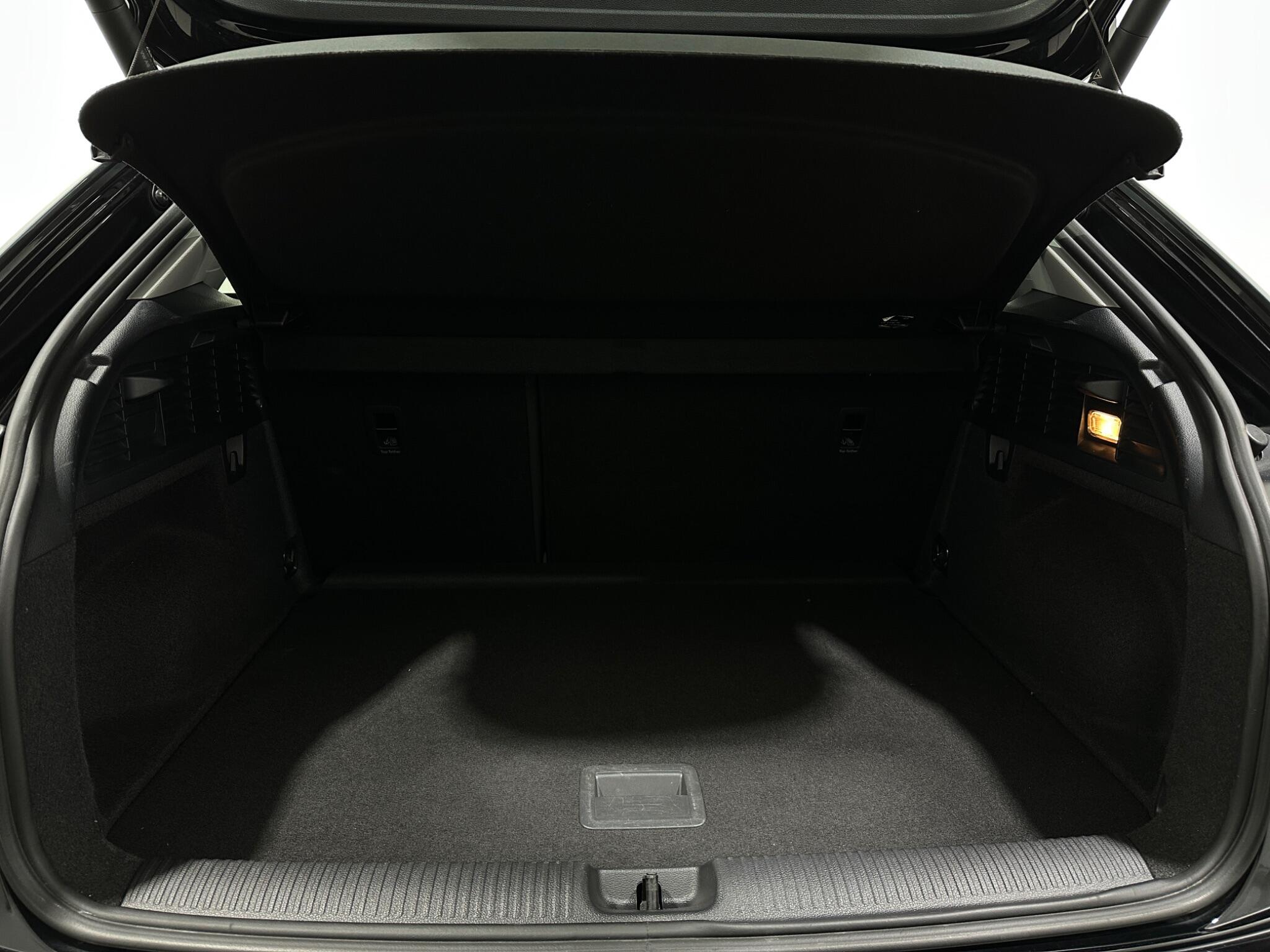 Audi Q2 view 47