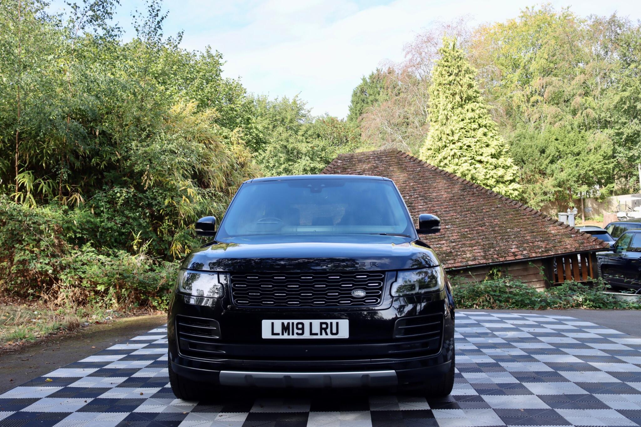Land Rover Range Rover view 31