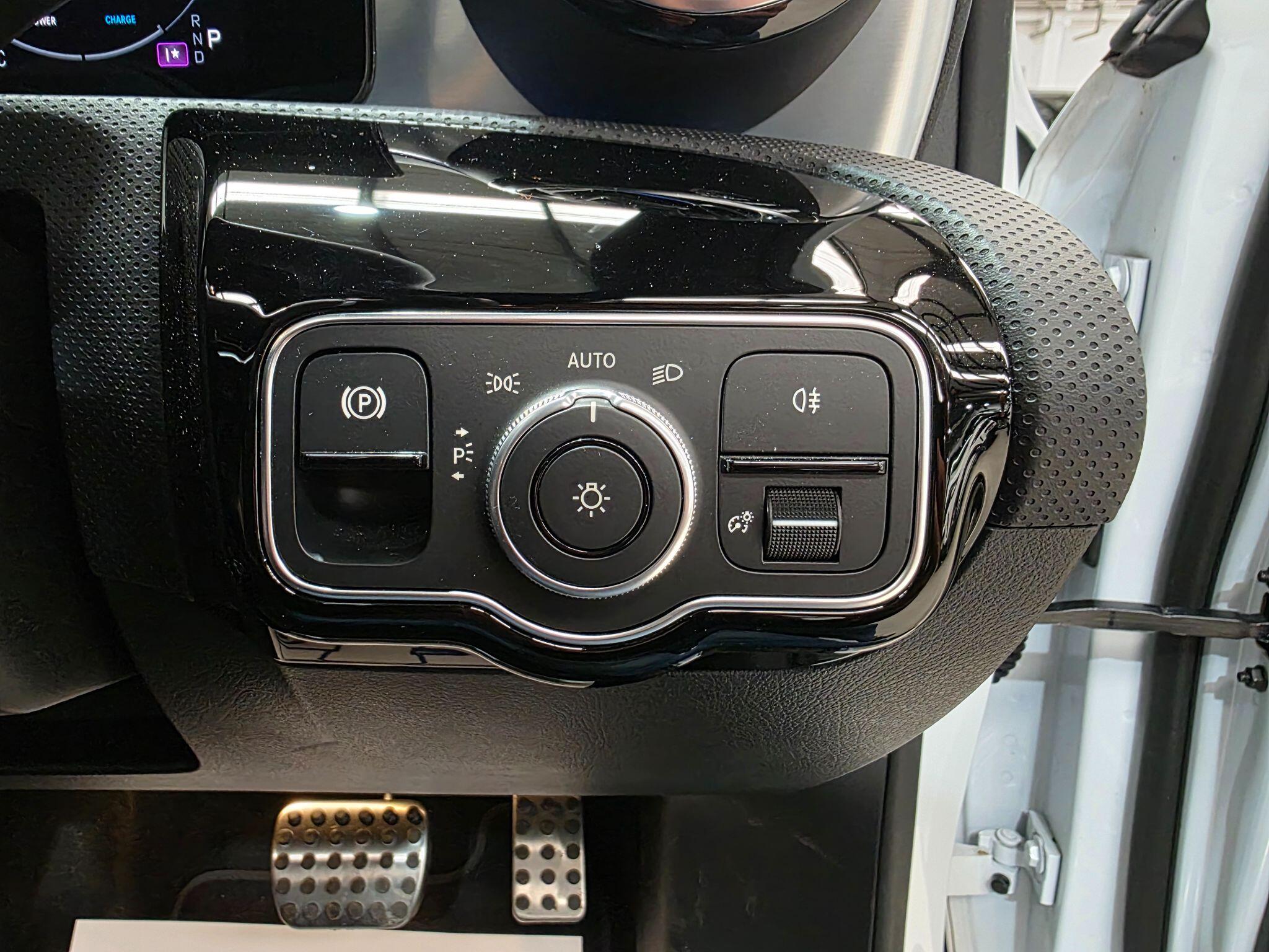 Mercedes-Benz A-Class view 19