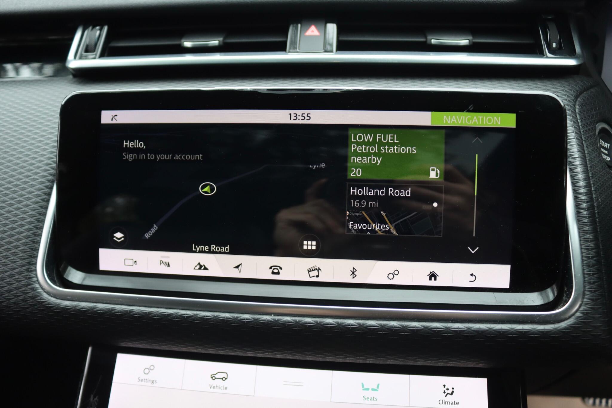 Land Rover Range Rover Velar view 28