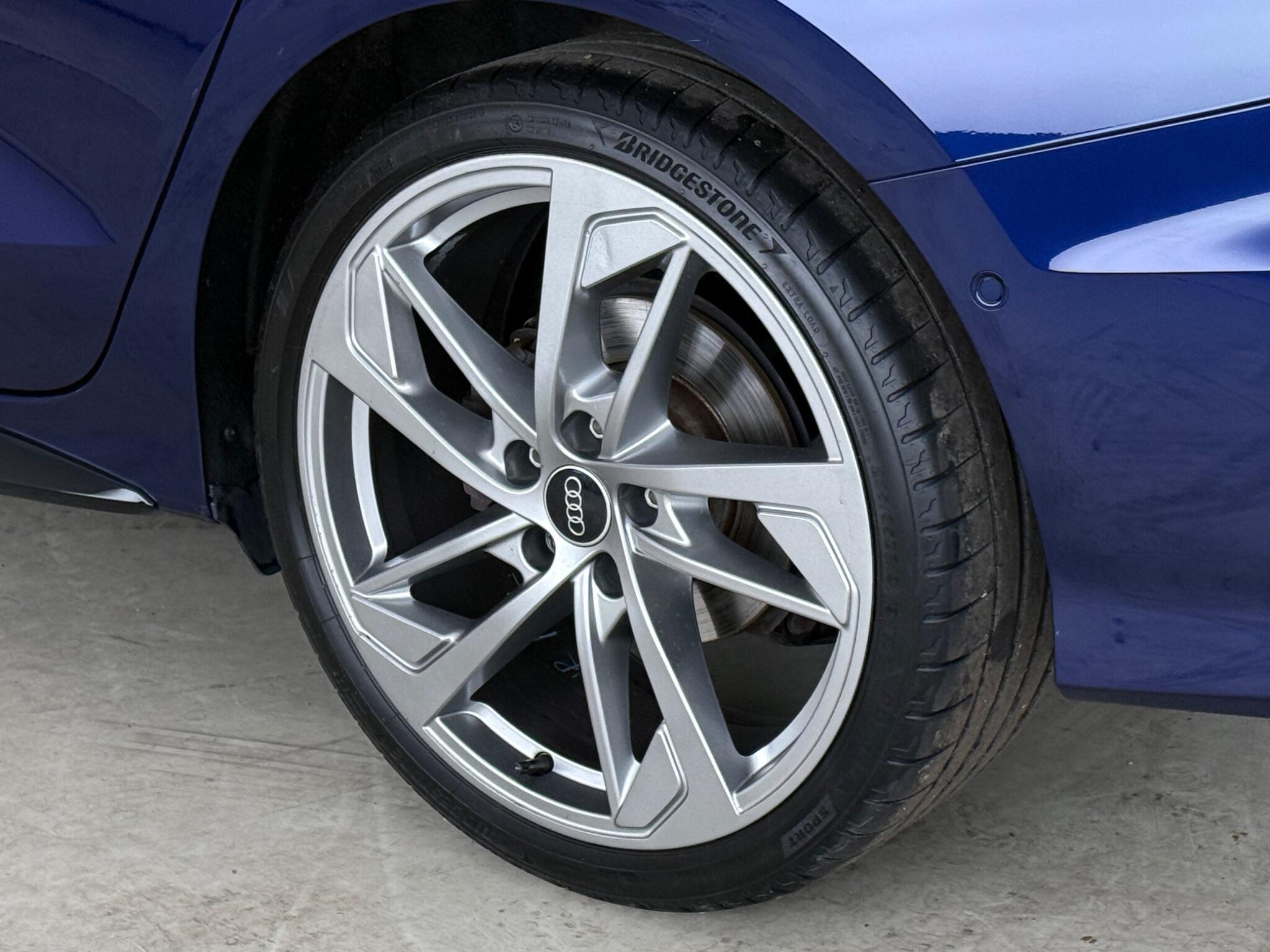 Audi A3 view 9