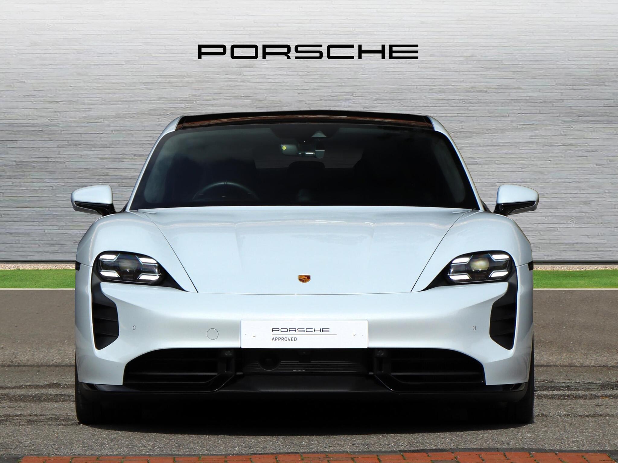 Porsche Taycan view 7