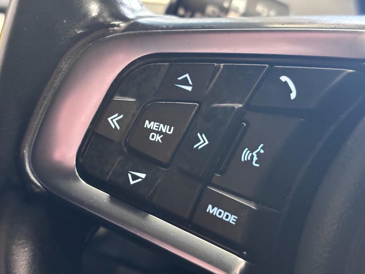 Jaguar E-Pace view 40