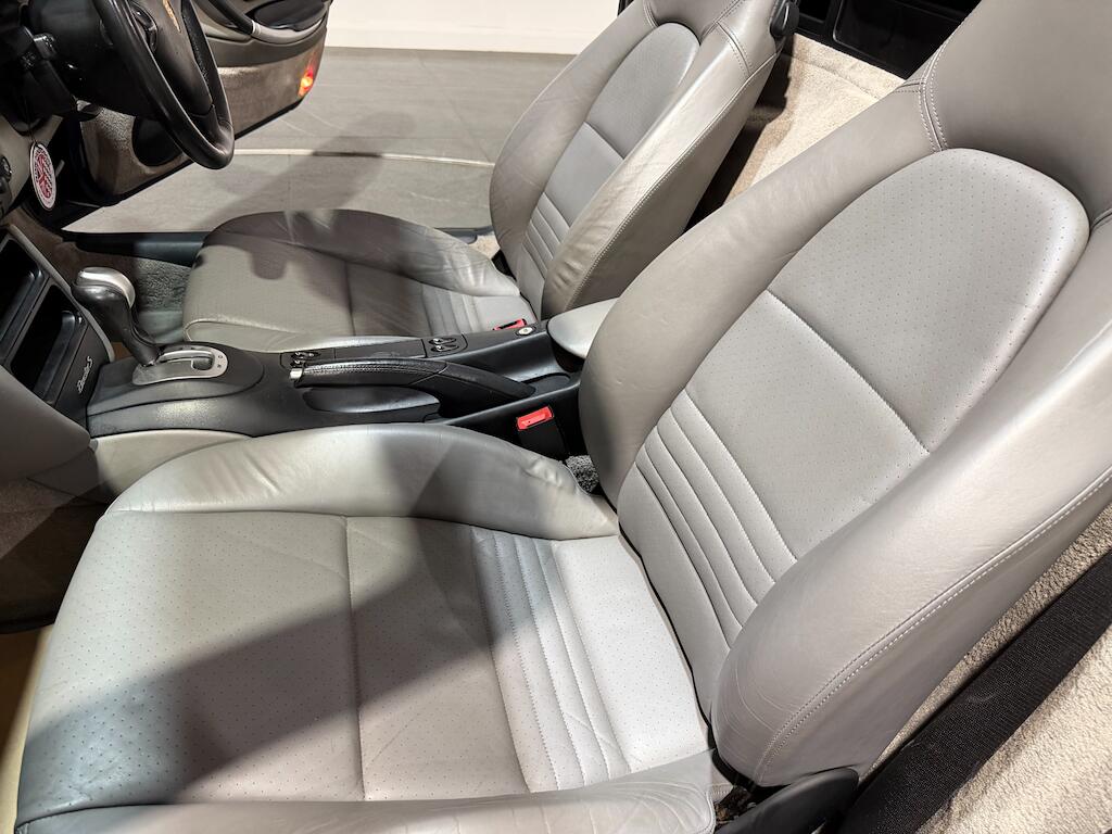 Porsche Boxster view 26