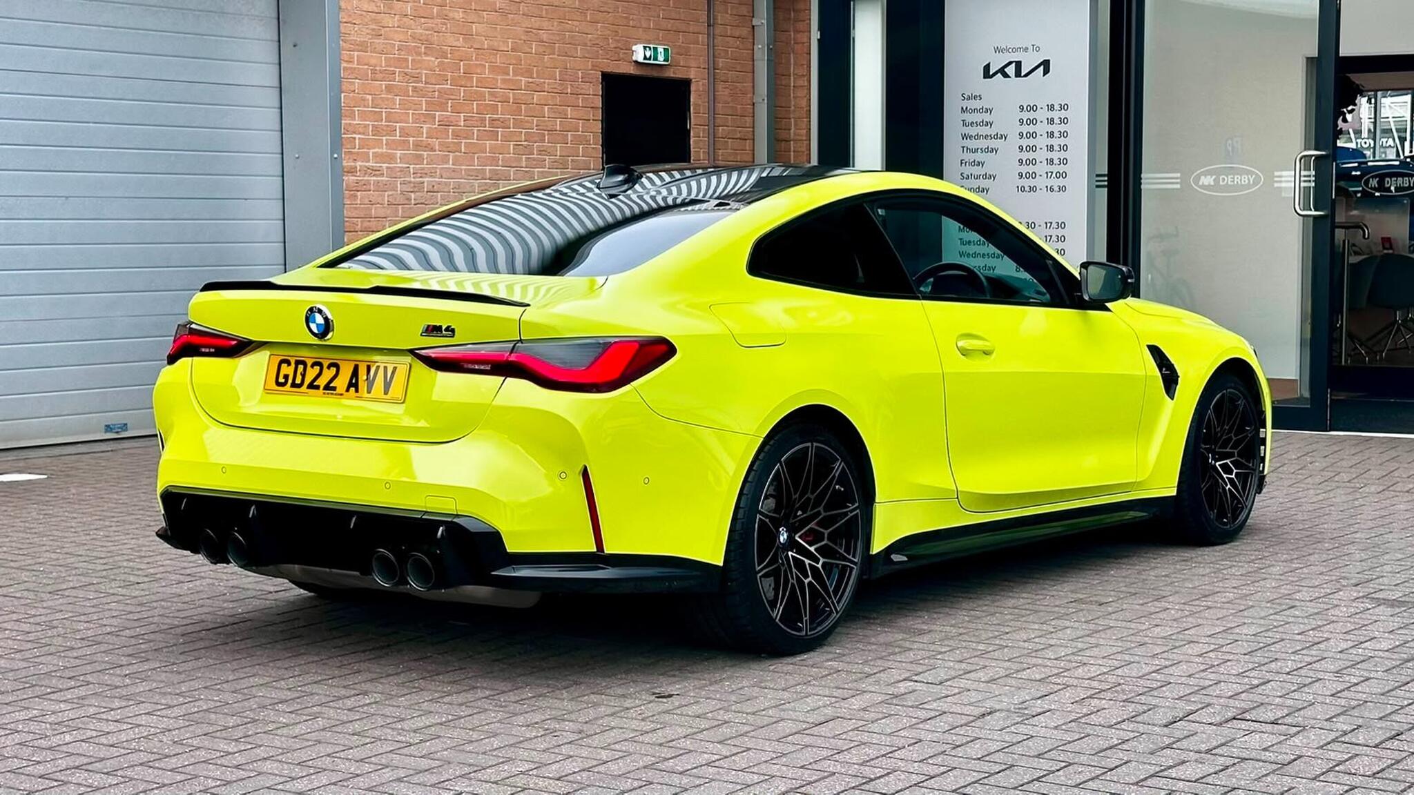 BMW M4 view 26