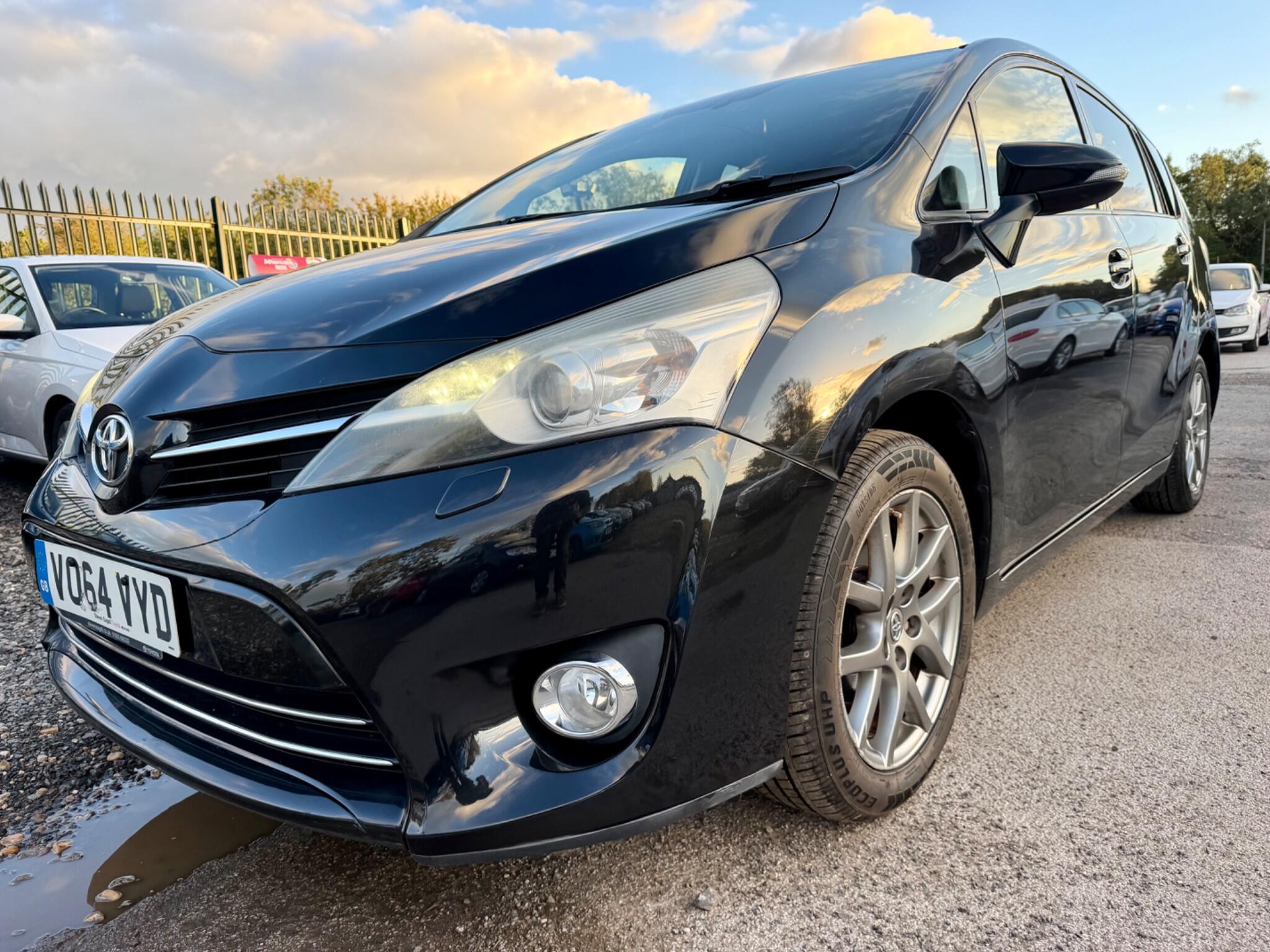 Toyota Verso view 10