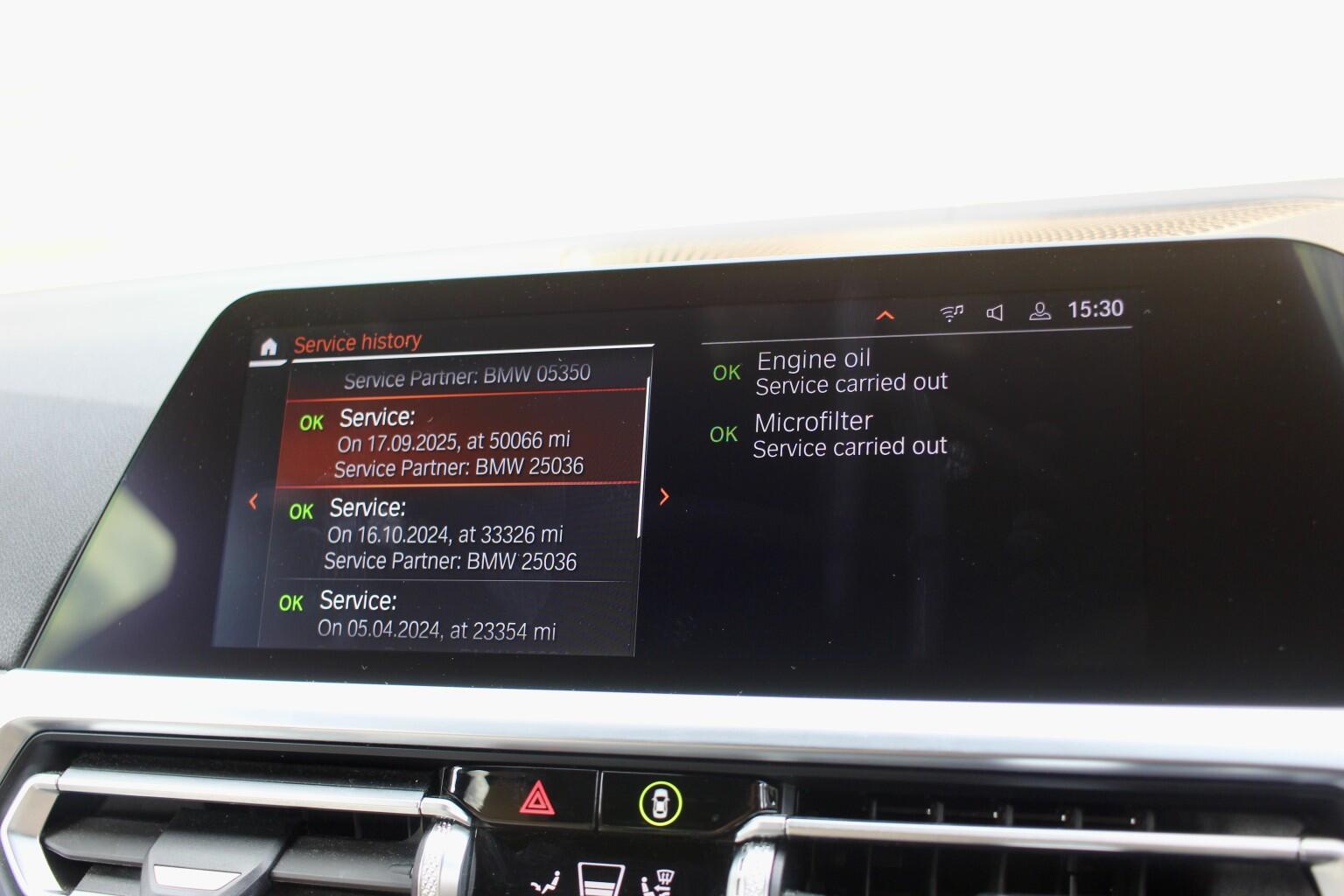 BMW 3 Series view 28