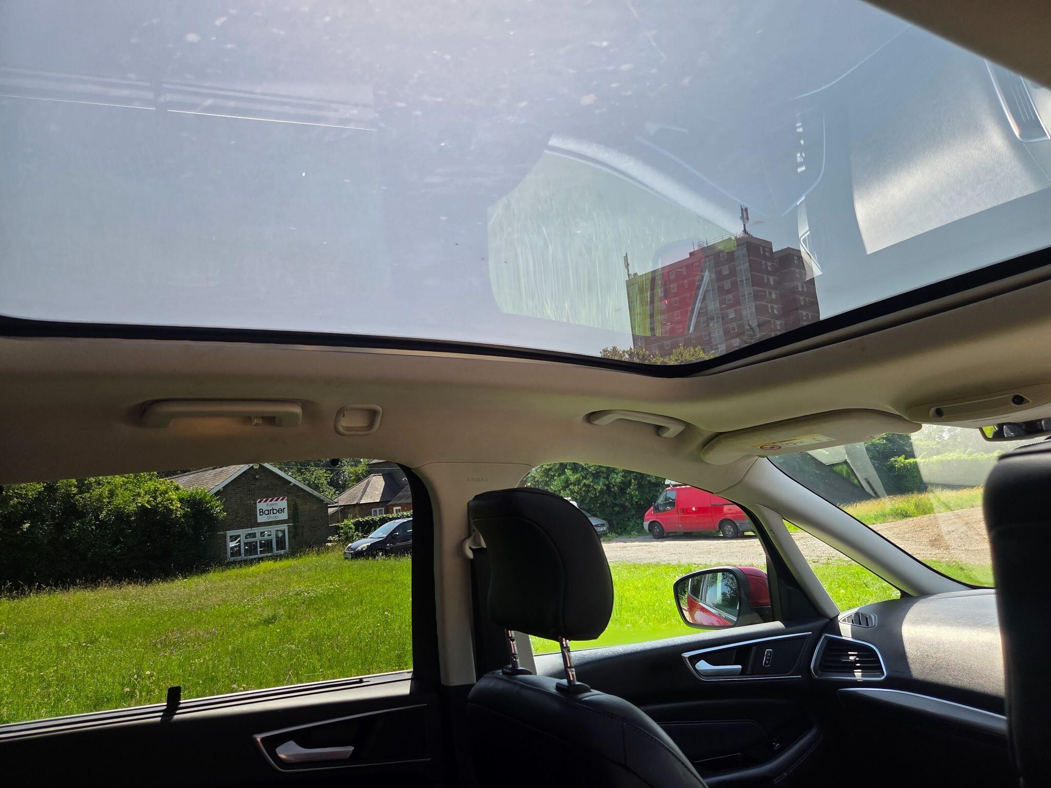 Ford S-Max view 32