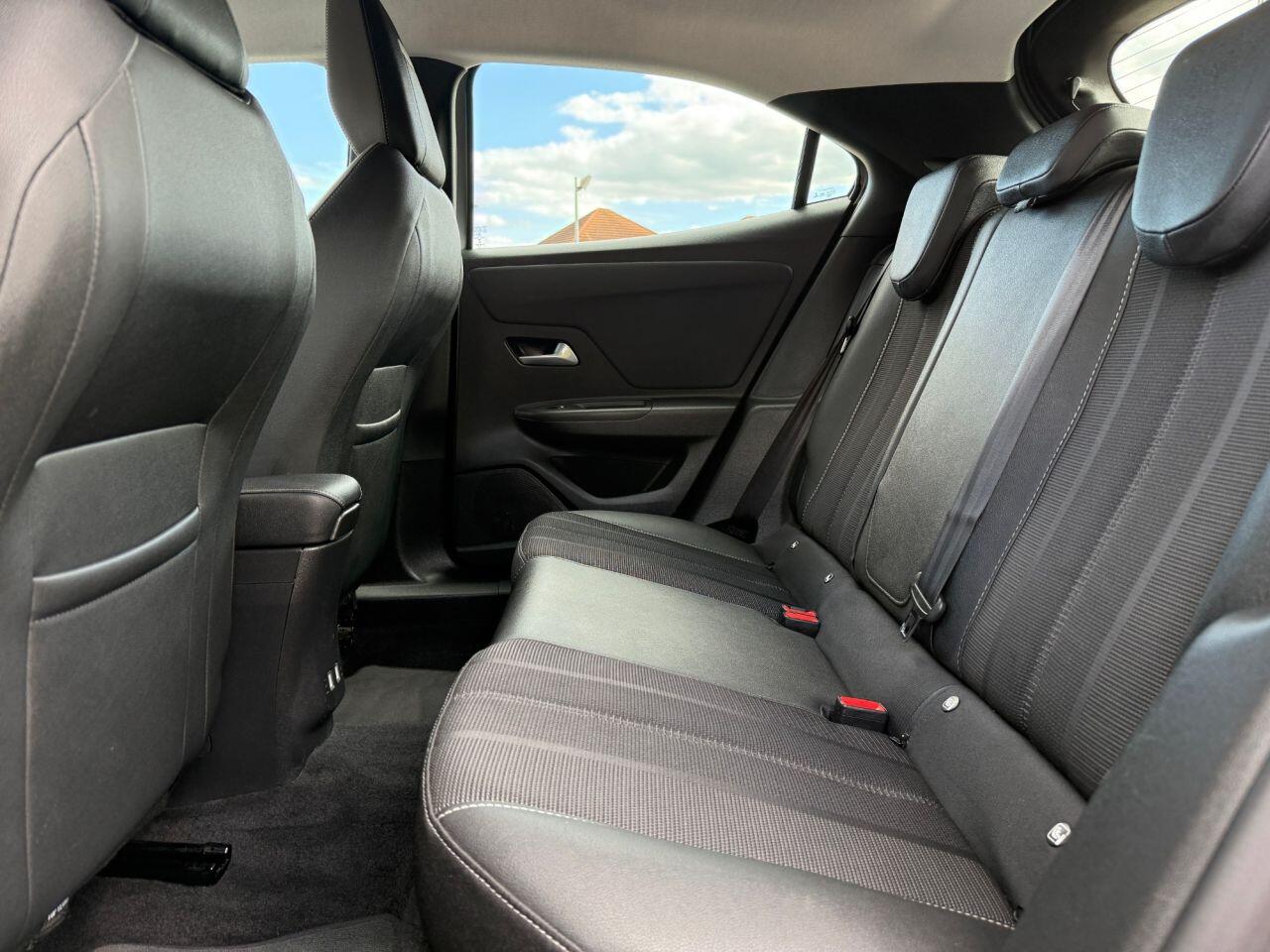 Vauxhall Mokka Electric view 14