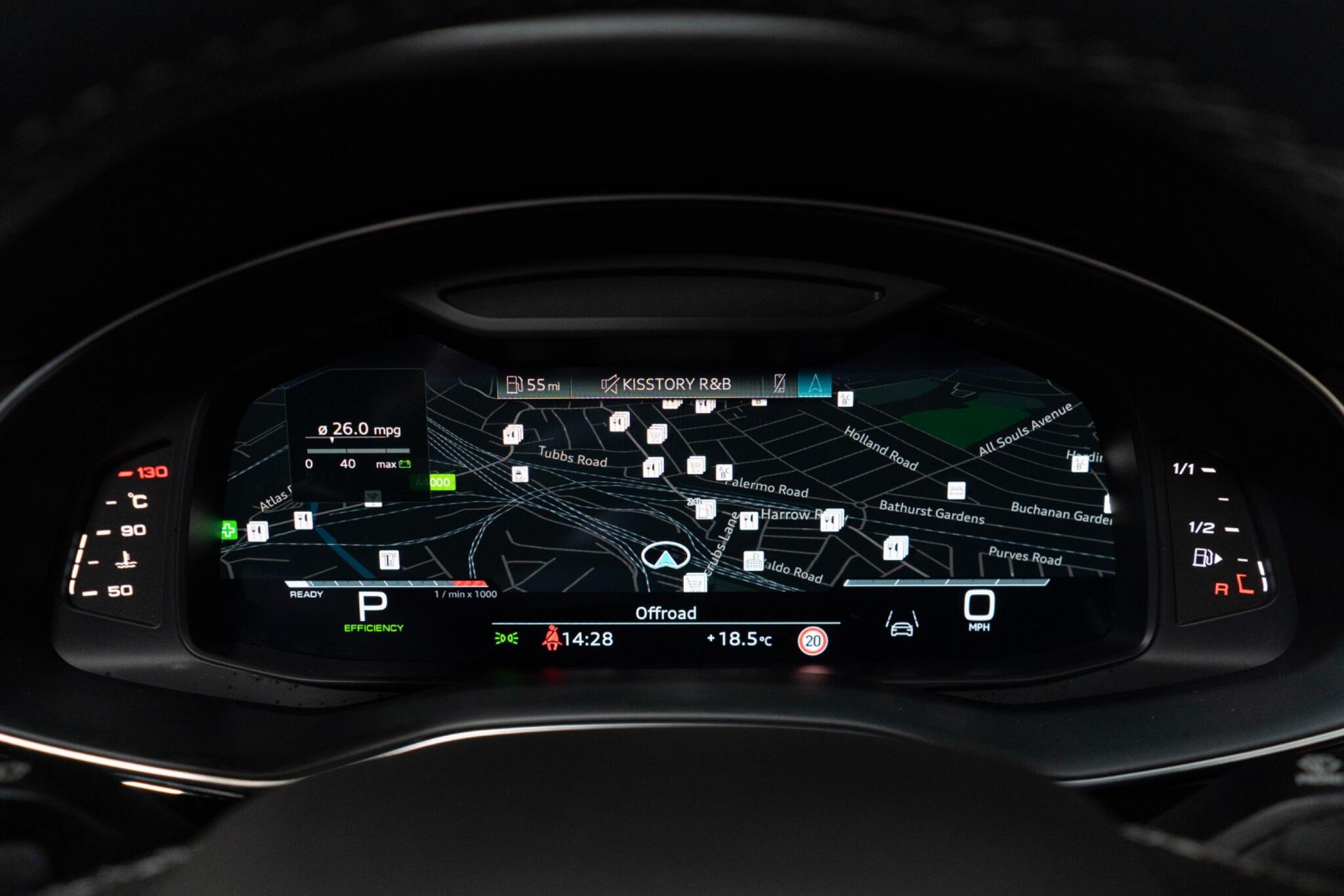 Audi SQ7 view 37