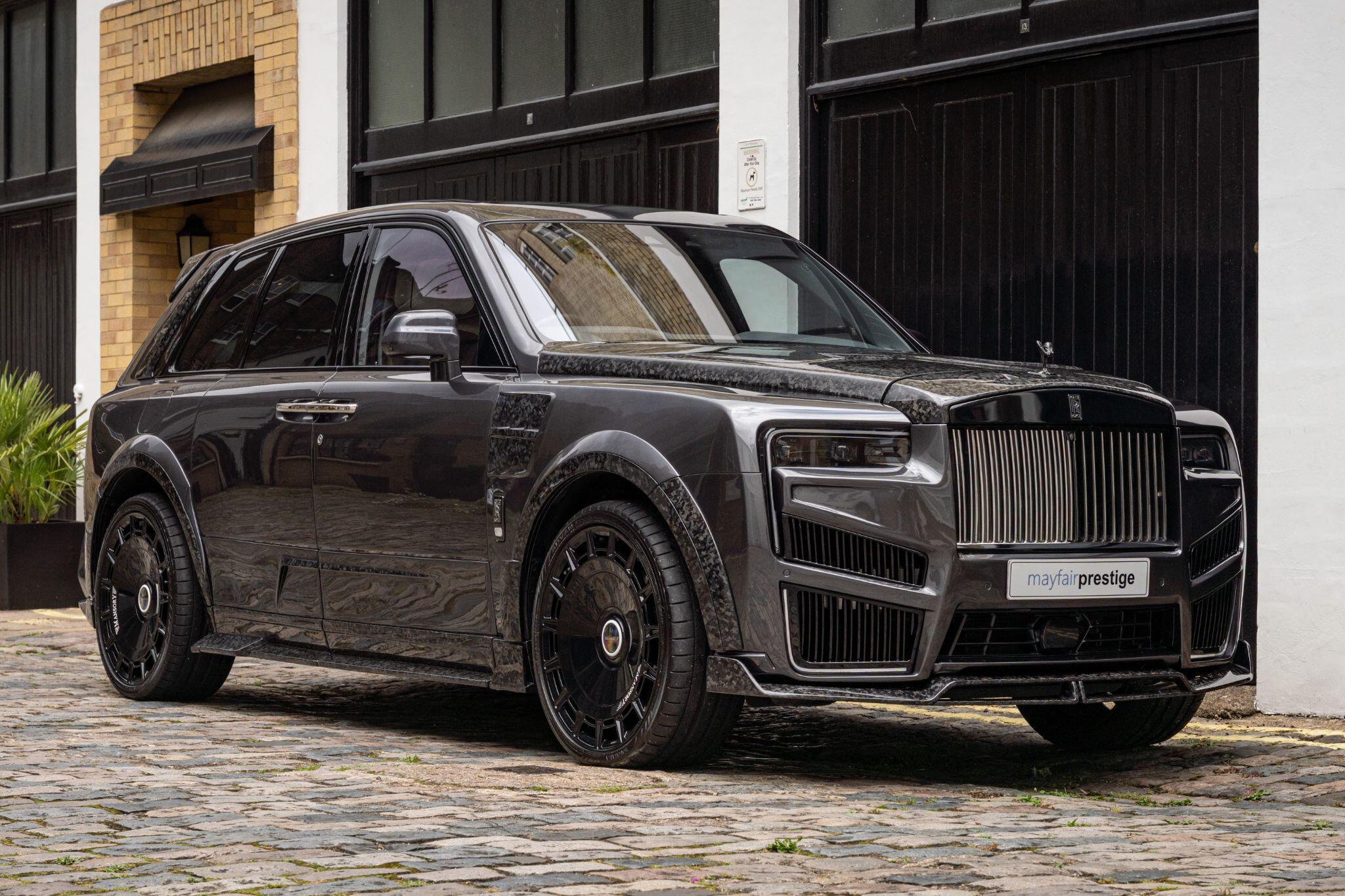 Rolls-Royce Cullinan view 3