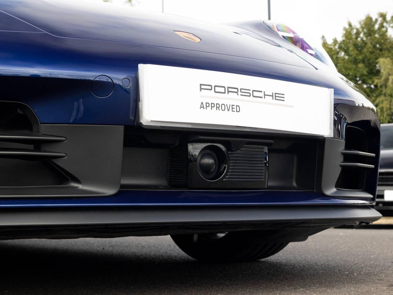 Porsche 911 view 83