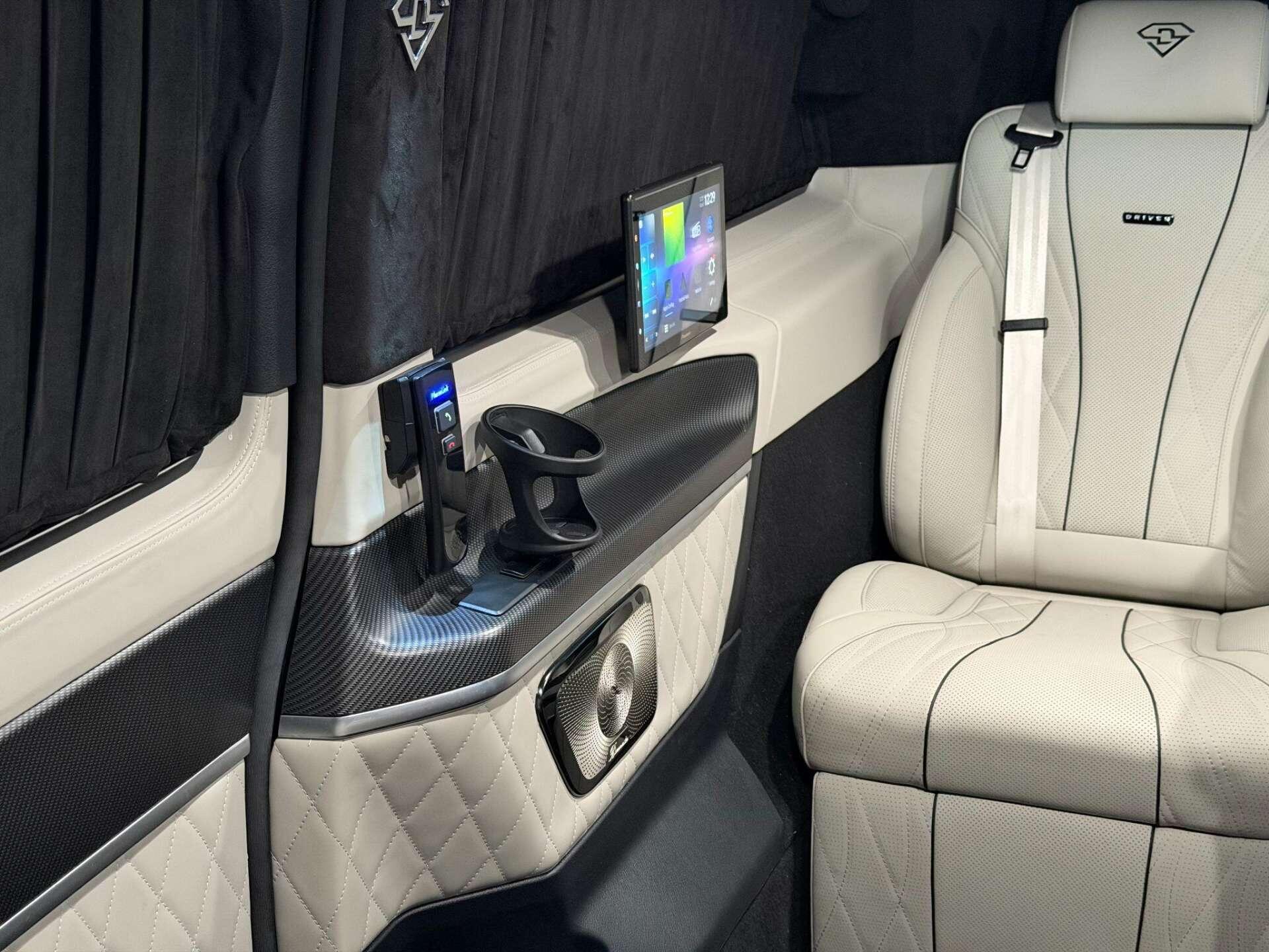 Mercedes-Benz V Class view 26
