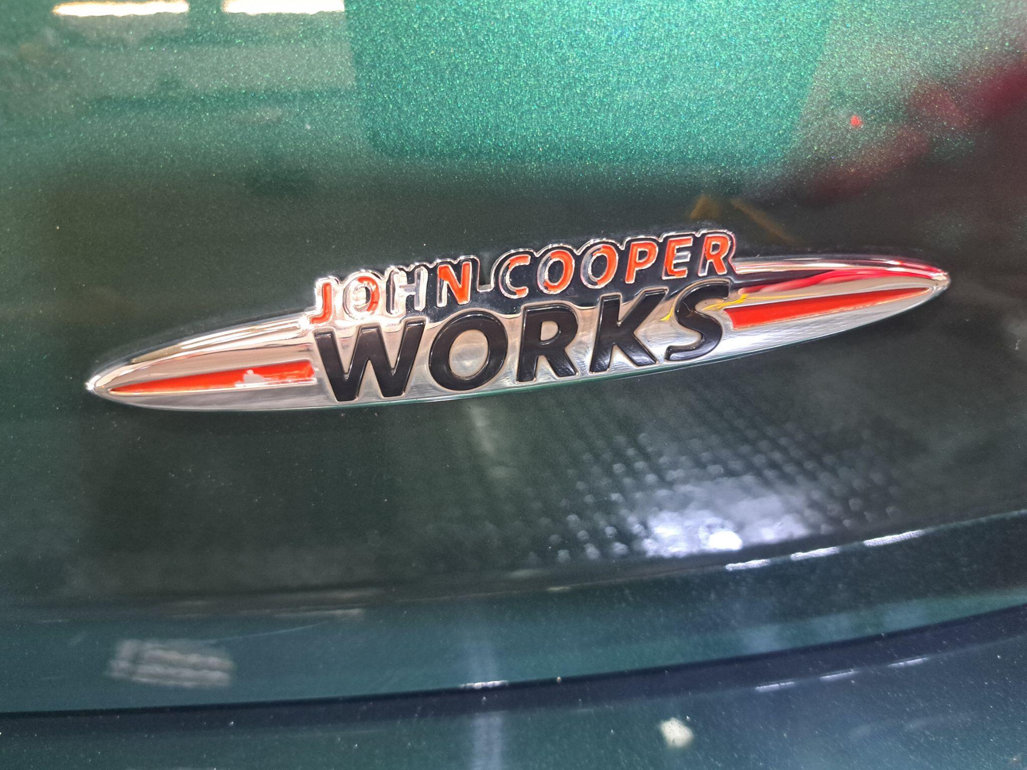 Mini Cooper view 9