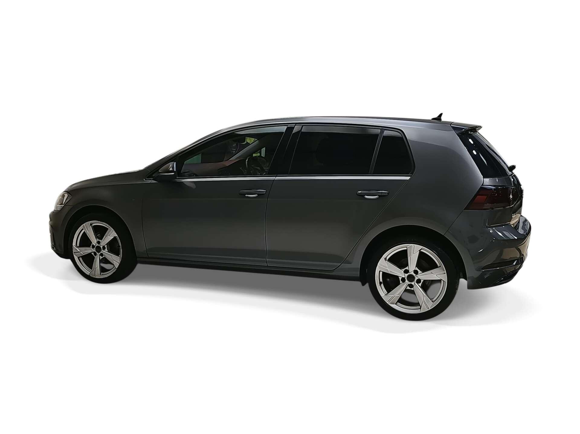 Volkswagen Golf view 3